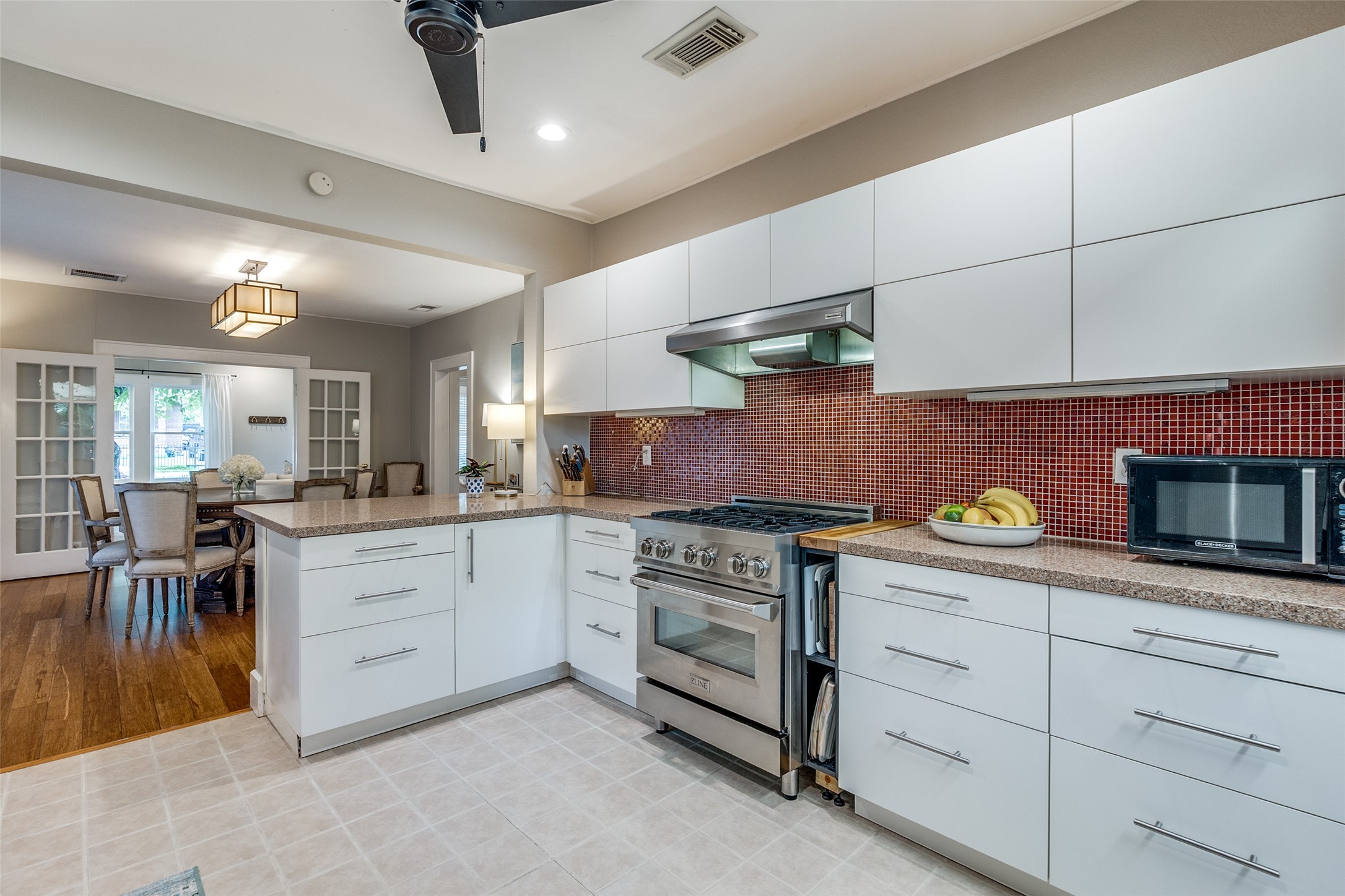 819 Parkview Avenue Dallas TX 75223