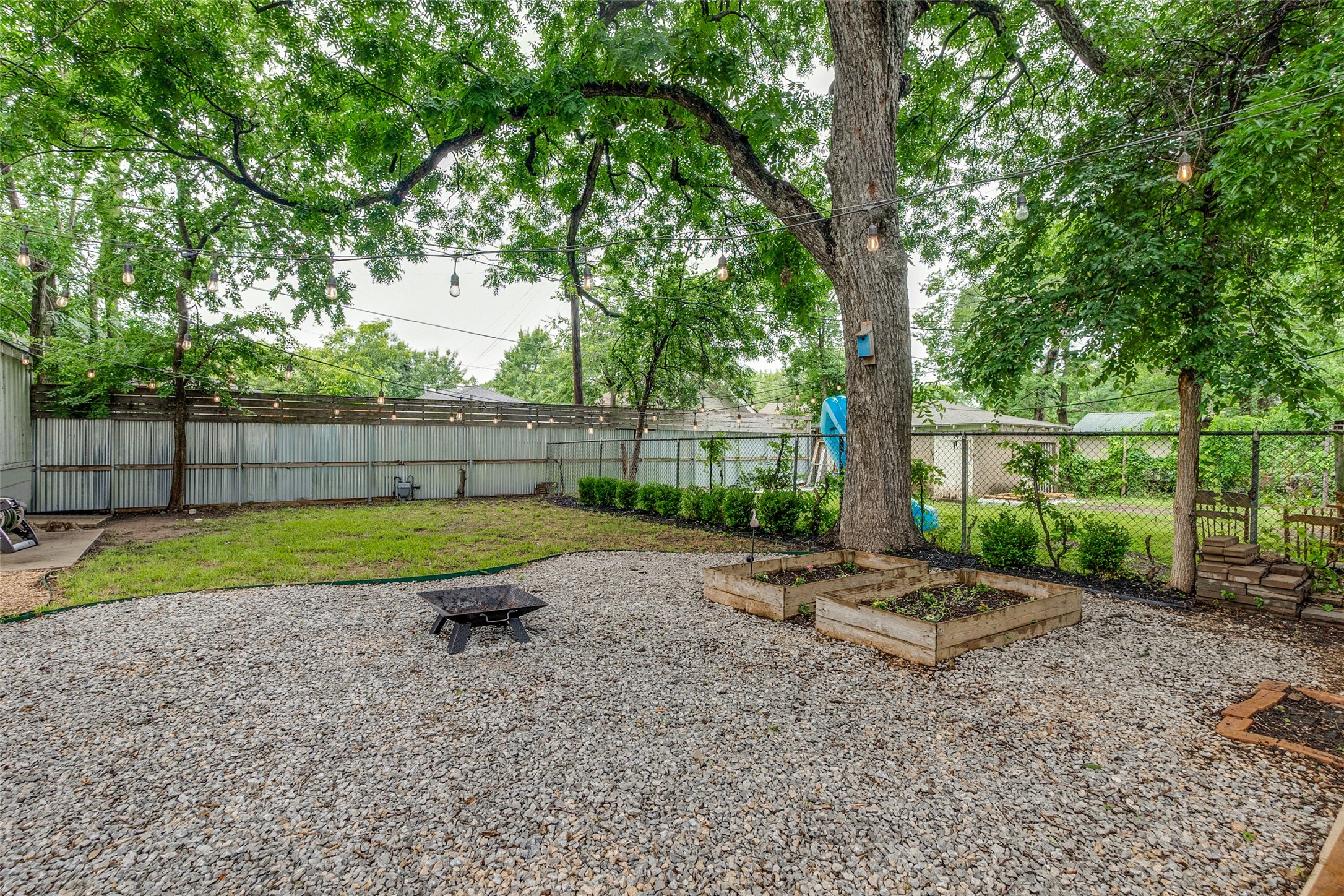 819 Parkview Avenue Dallas TX 75223