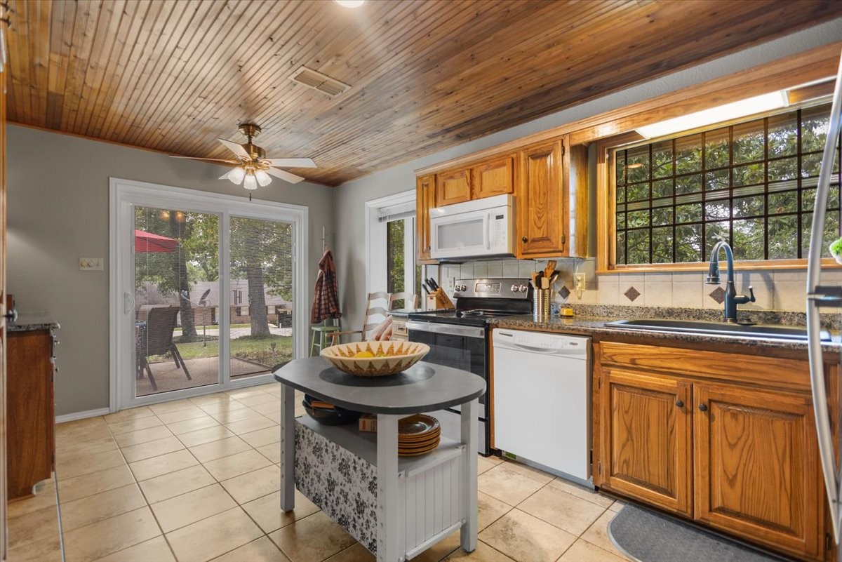 241 Hideaway Lane Central Hideaway TX 75771