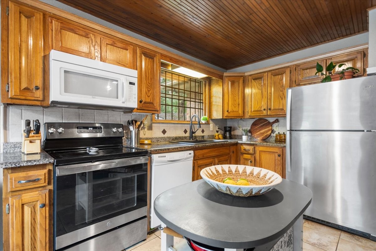 241 Hideaway Lane Central Hideaway TX 75771