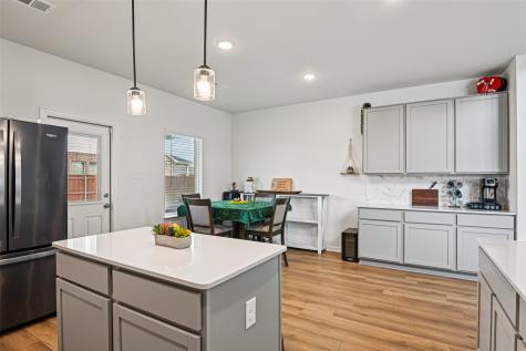 7501 Agarita Avenue Denton TX 76226