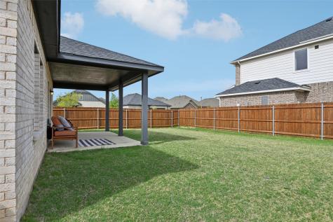 7501 Agarita Avenue Denton TX 76226