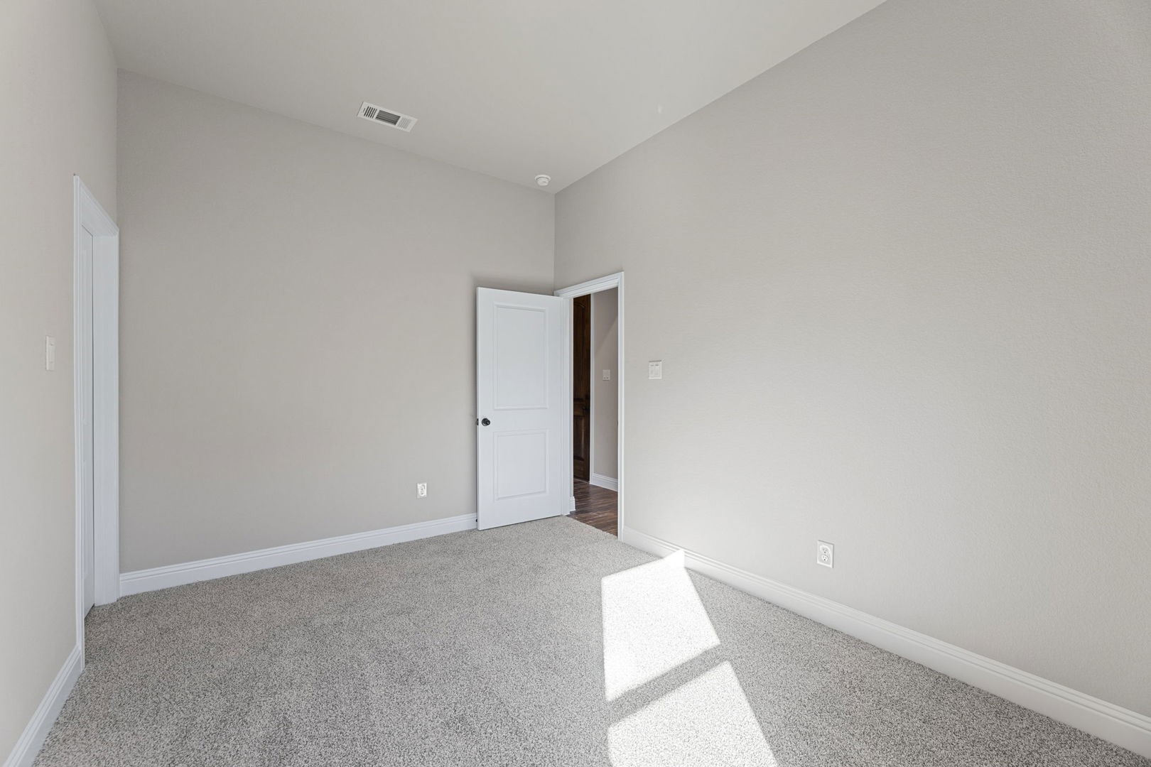 2106 Briarwood Drive Bridgeport TX 76426