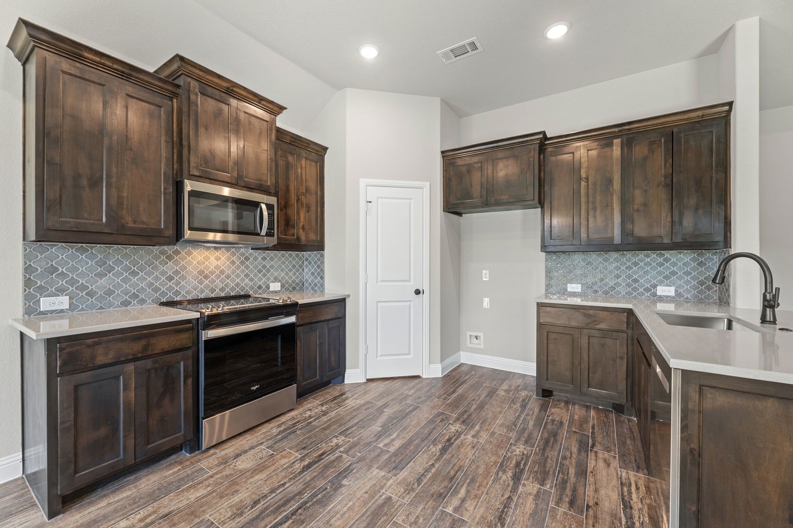 2106 Briarwood Drive Bridgeport TX 76426