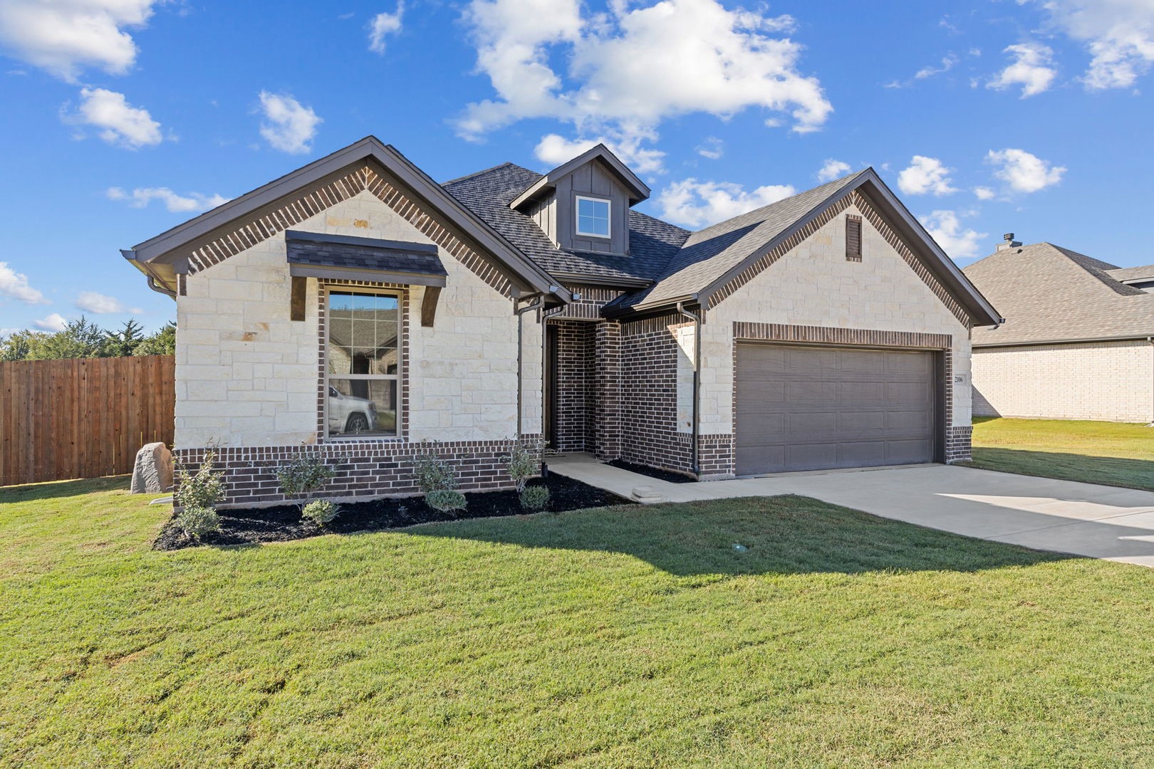 2106 Briarwood Drive Bridgeport TX 76426