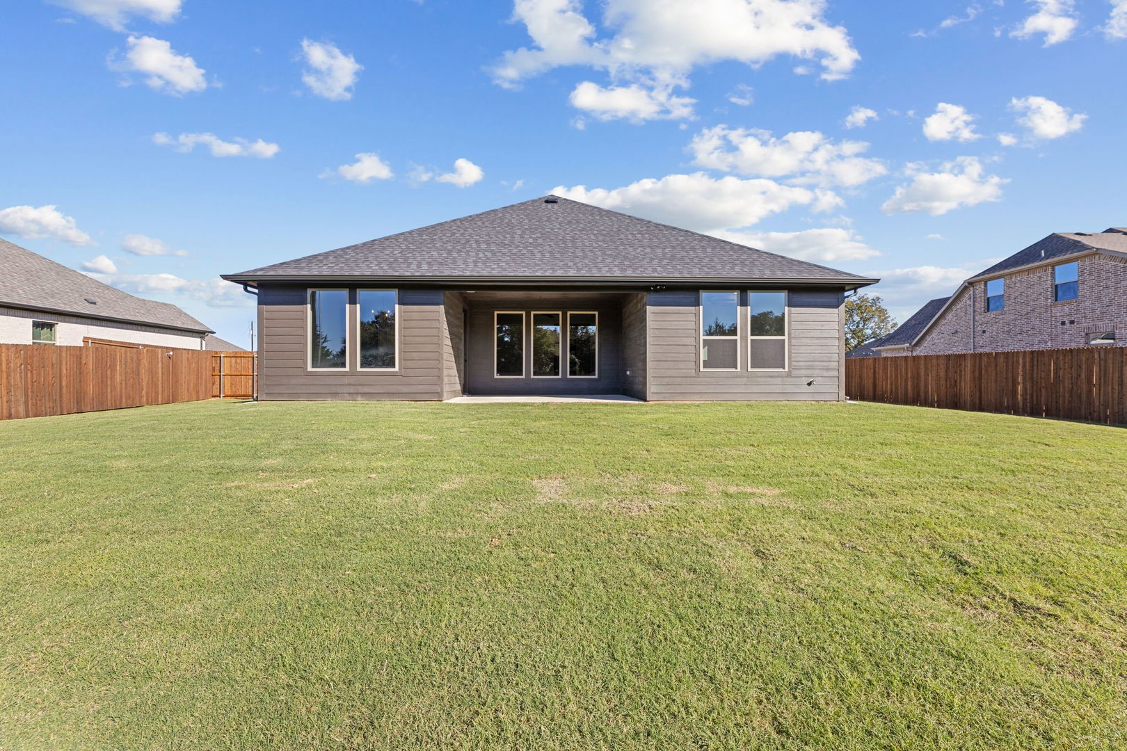 2106 Briarwood Drive Bridgeport TX 76426