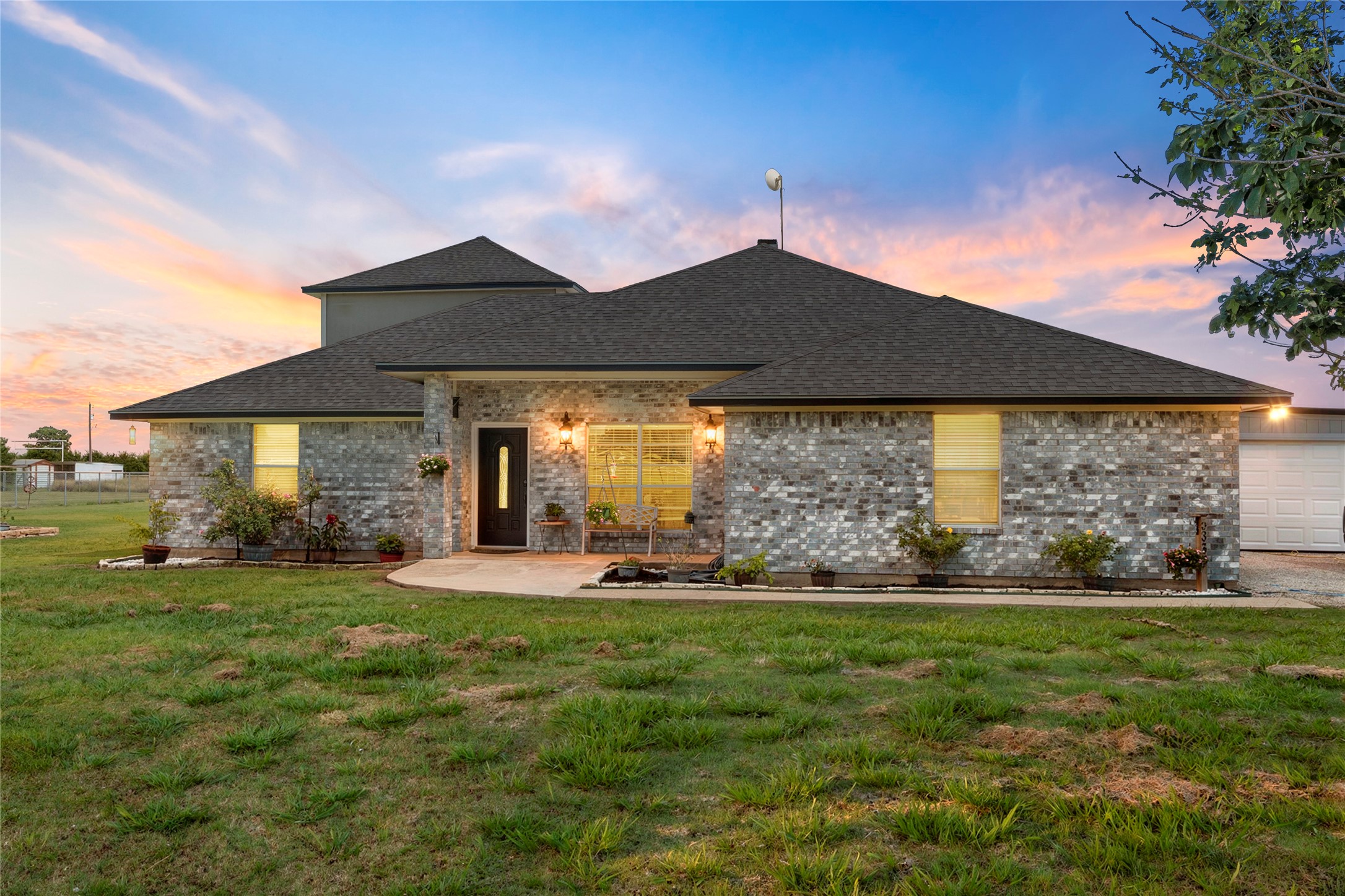 5330 Leroy Parkway West TX 76691