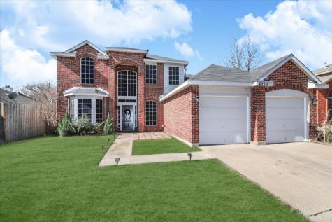 4323 Briar Hill Drive Grand Prairie TX 75052