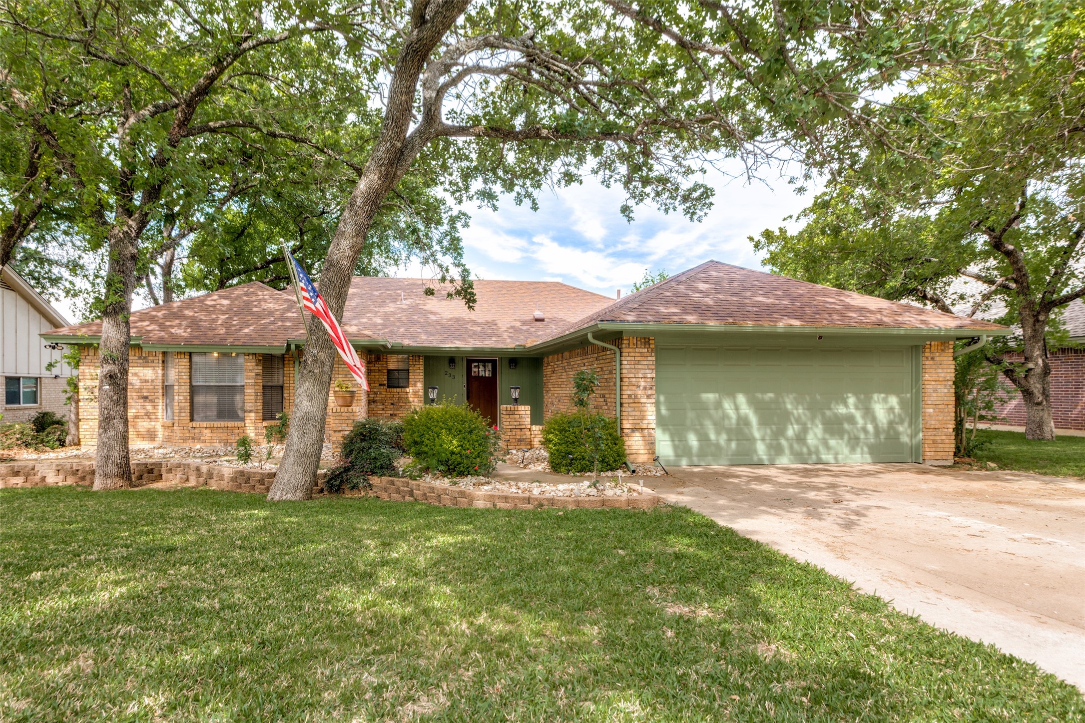 233 Billy Creek Drive Hurst TX 76053