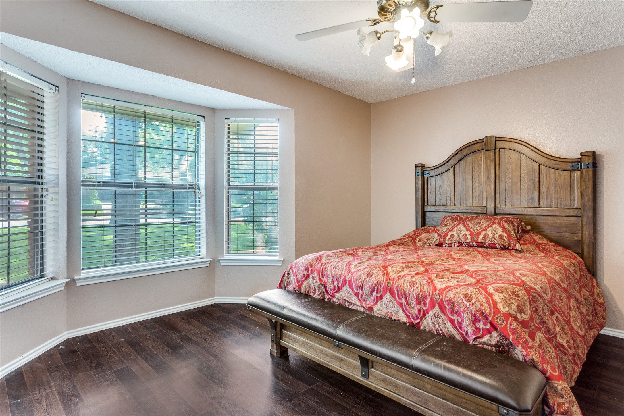 233 Billy Creek Drive Hurst TX 76053