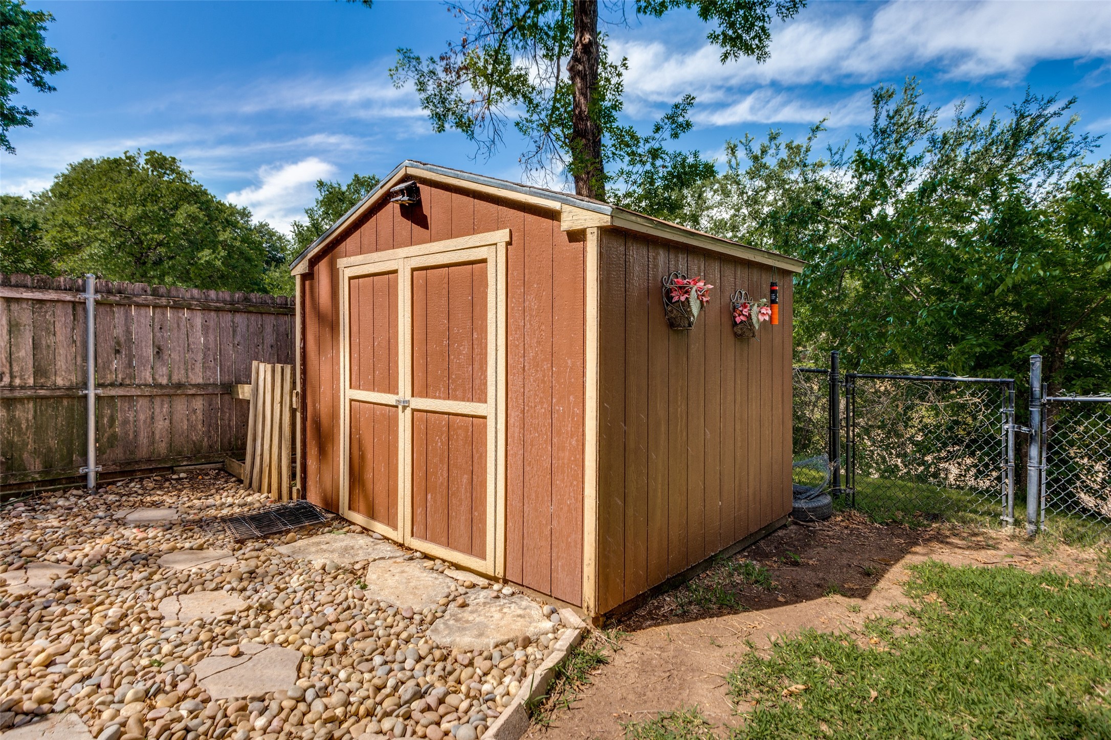 233 Billy Creek Drive Hurst TX 76053