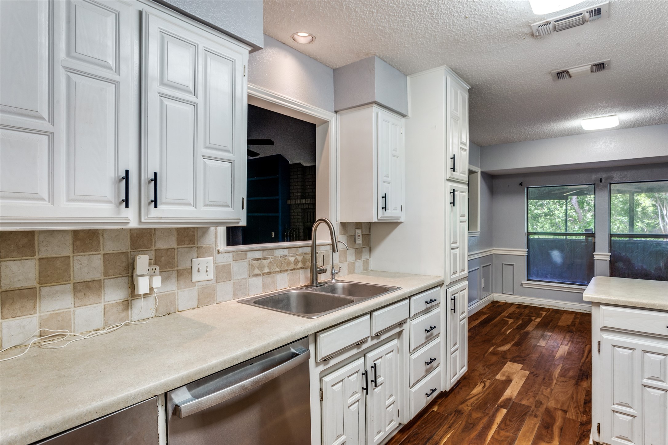 233 Billy Creek Drive Hurst TX 76053