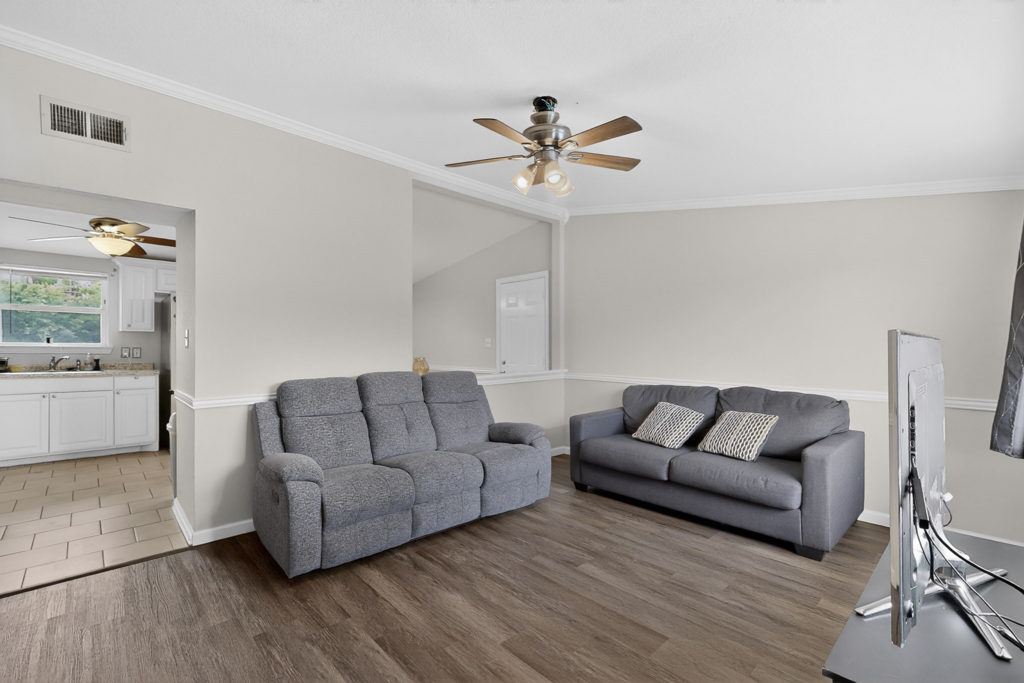 1901 Burke Drive Garland TX 75040