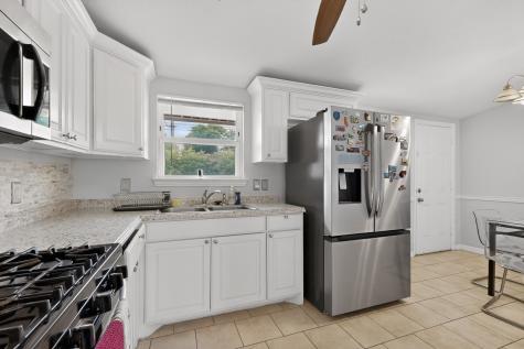 1901 Burke Drive Garland TX 75040