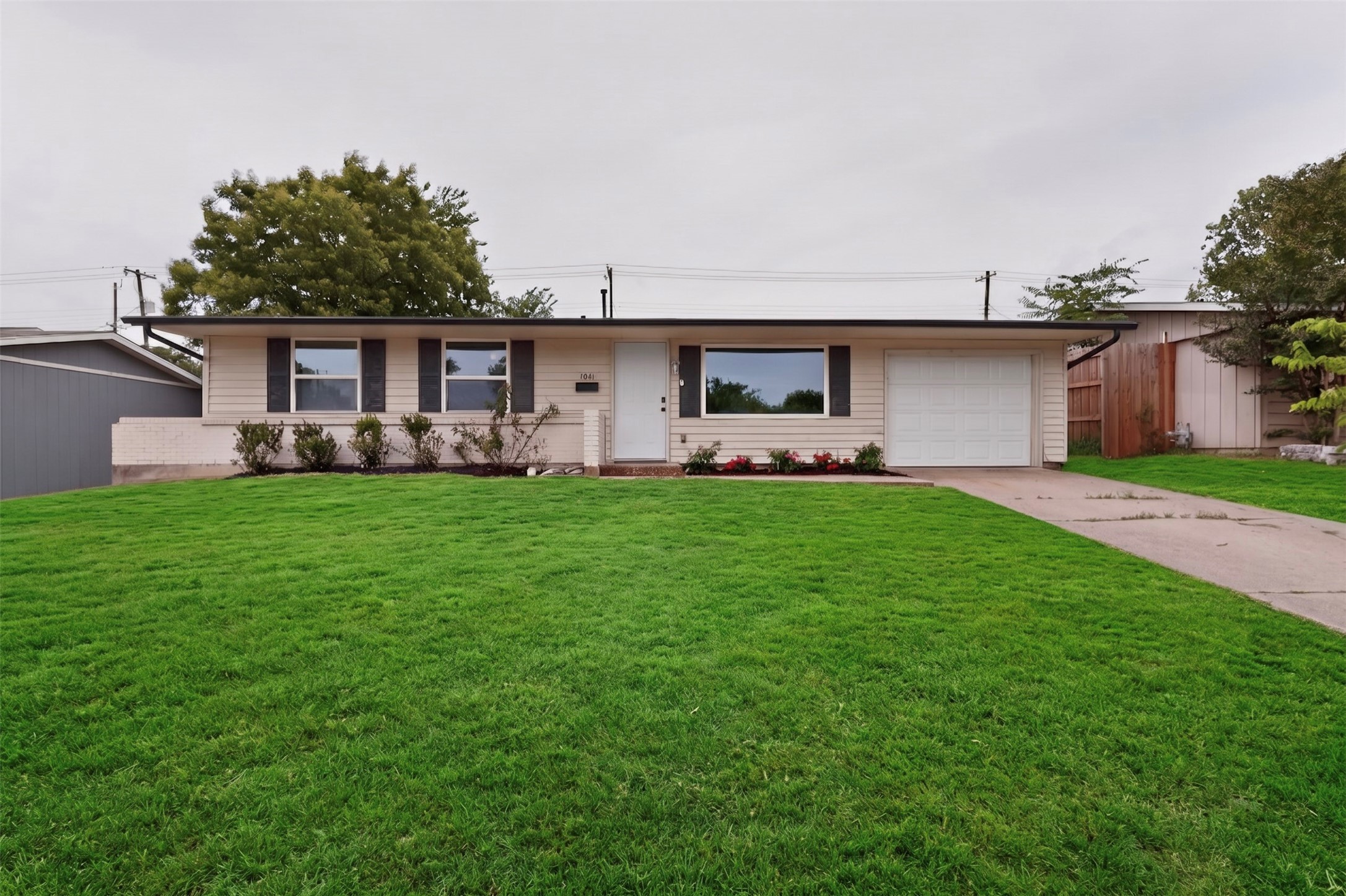 1901 Burke Drive Garland TX 75040