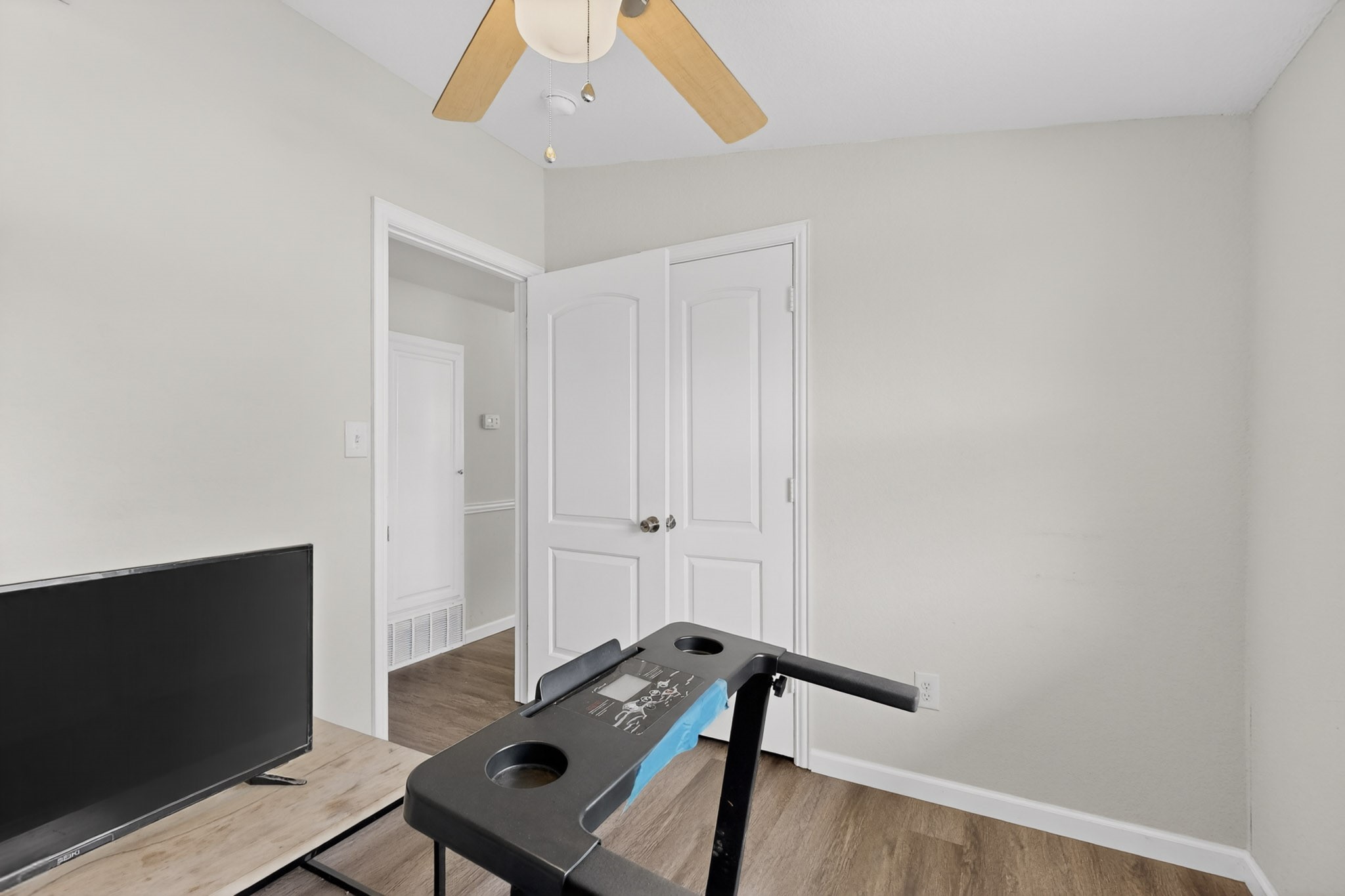 1901 Burke Drive Garland TX 75040