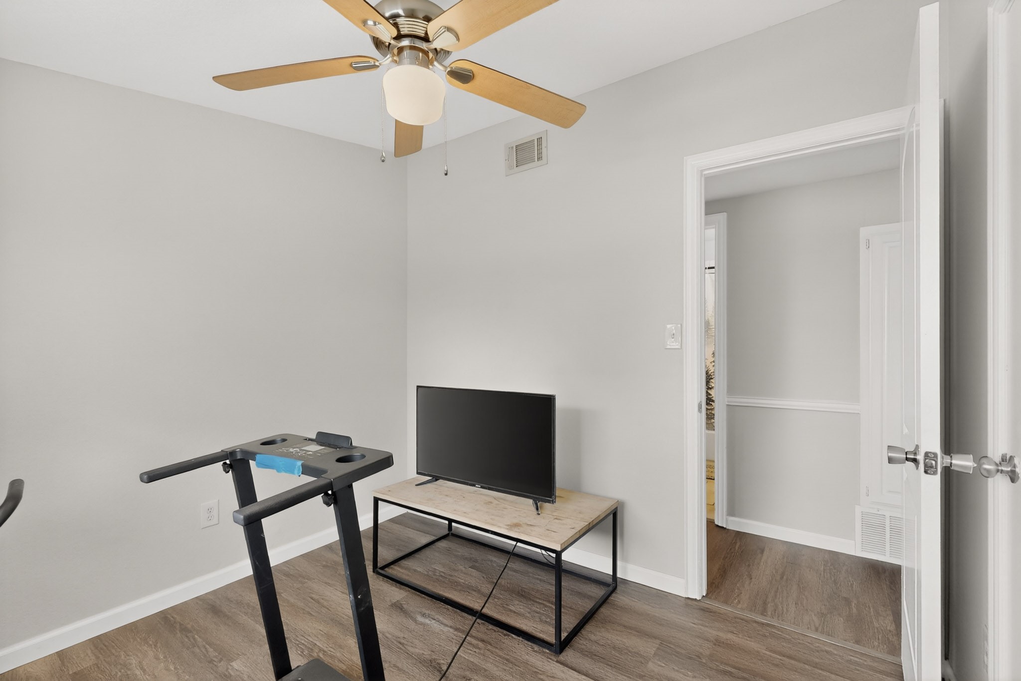 1901 Burke Drive Garland TX 75040