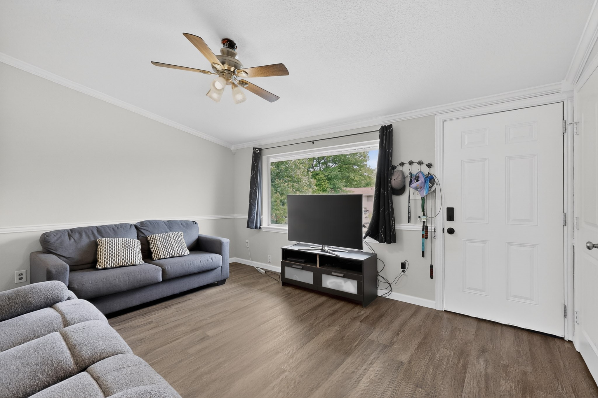 1901 Burke Drive Garland TX 75040