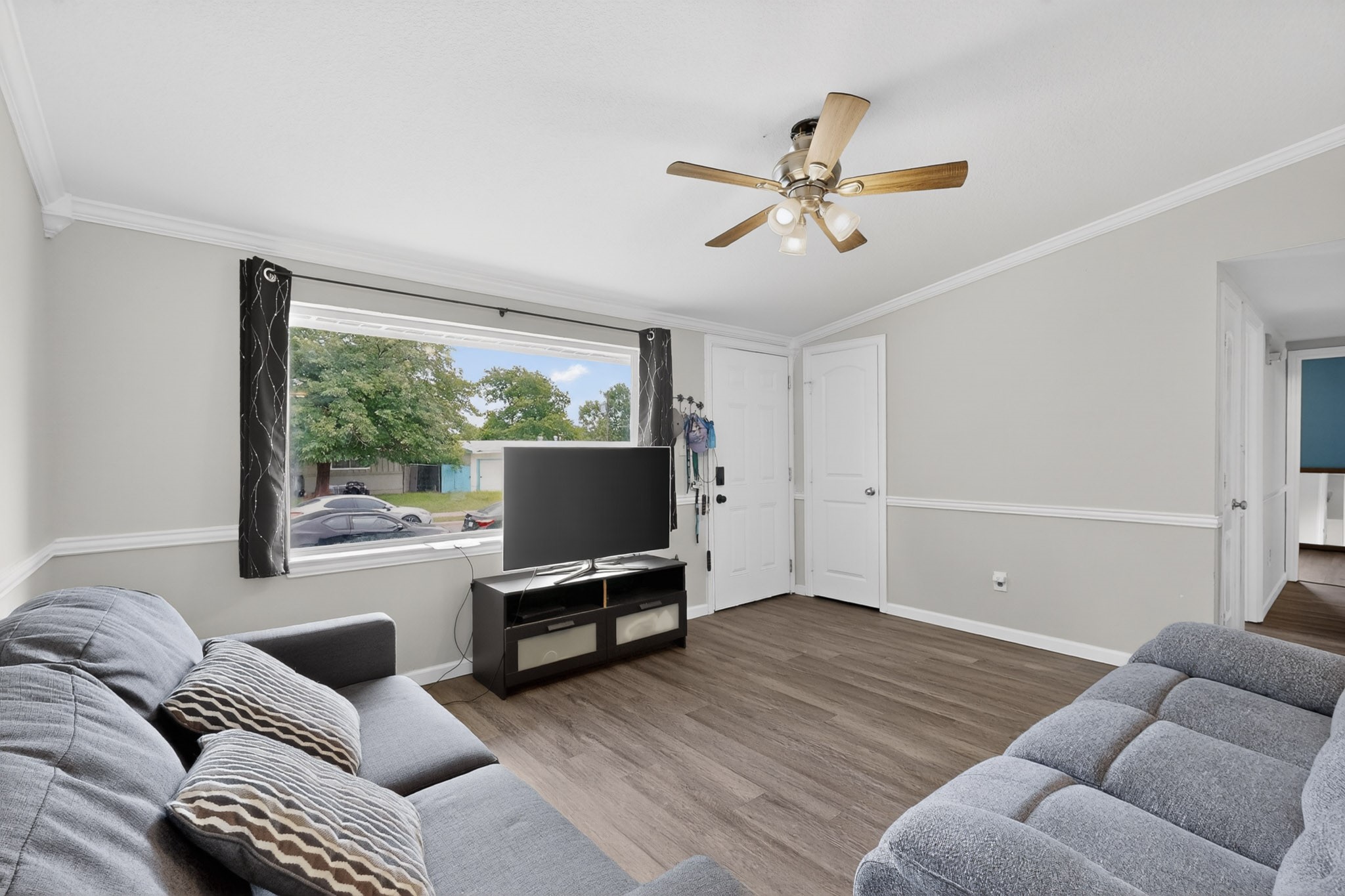 1901 Burke Drive Garland TX 75040