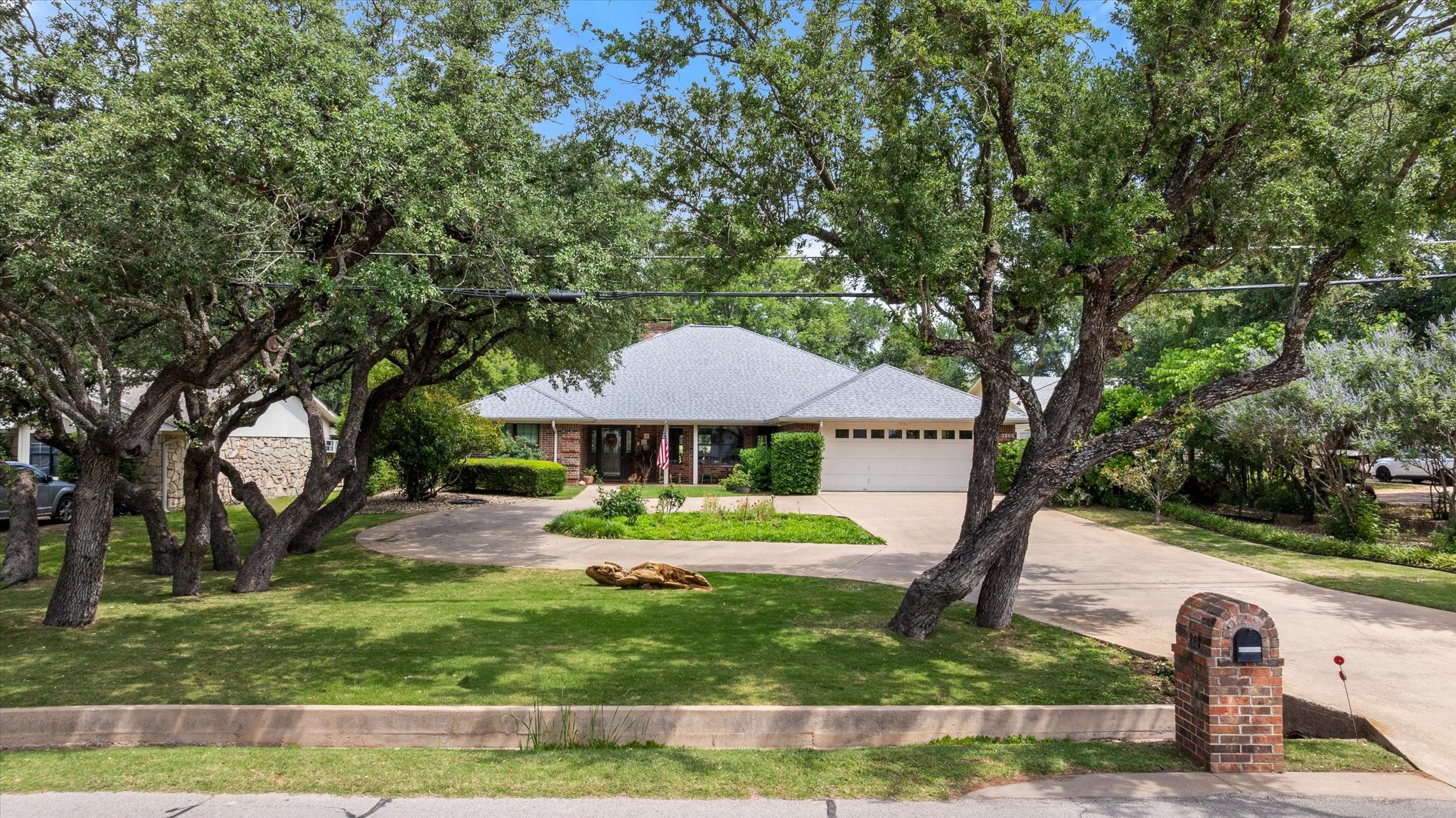 3808 Fairway Drive Granbury TX 76049