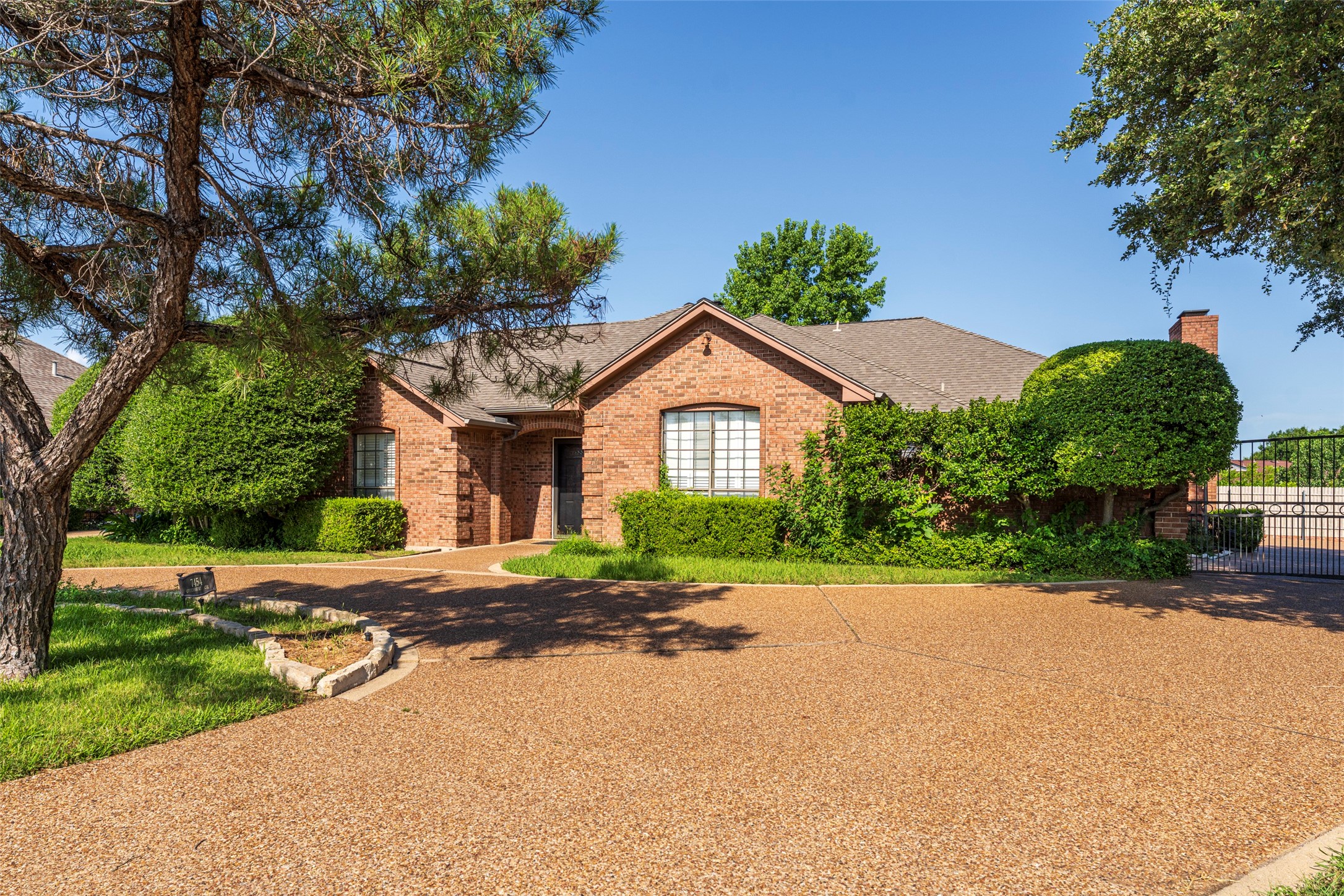 7454 Queensbury Circle Fort Worth TX 76133
