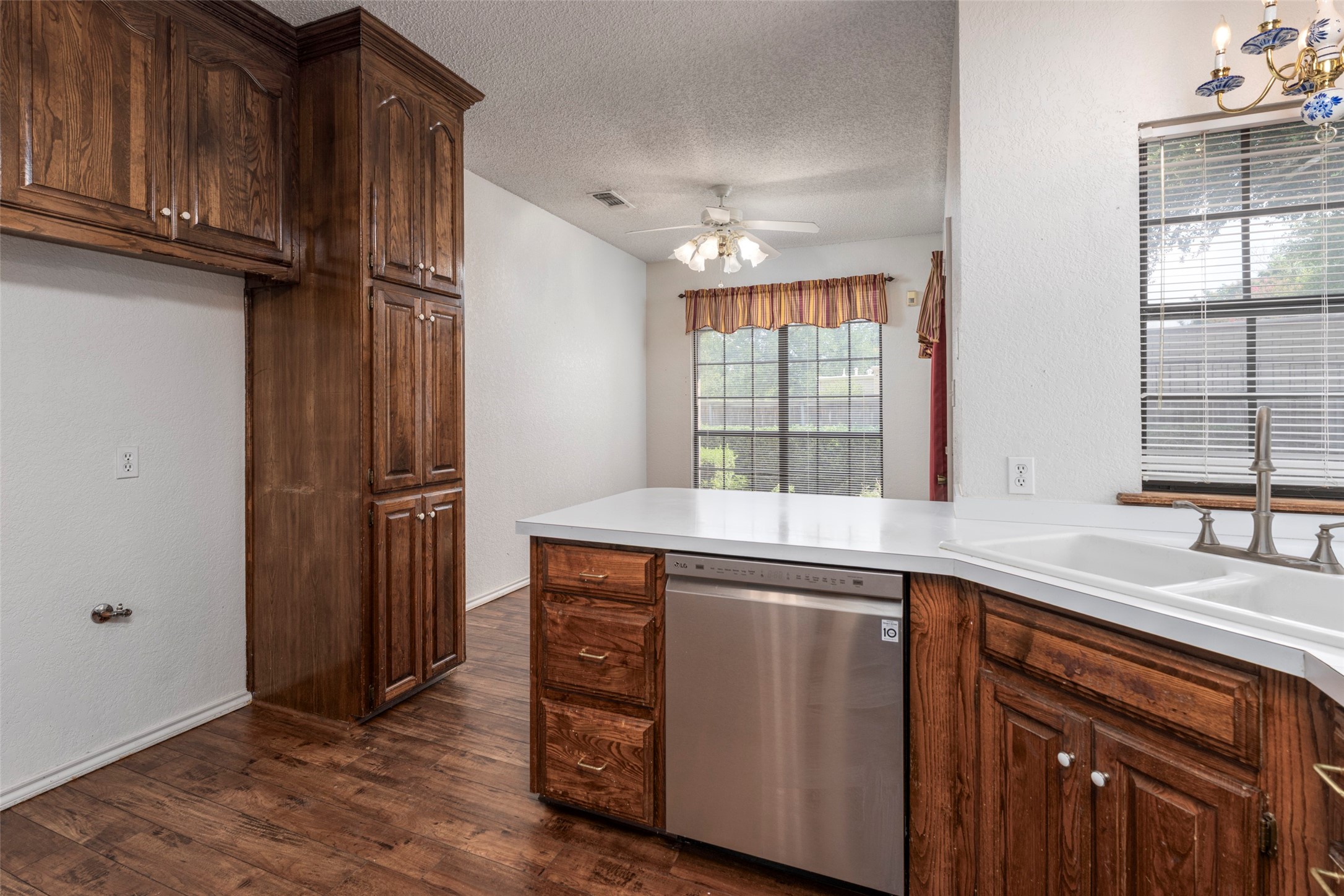 7454 Queensbury Circle Fort Worth TX 76133