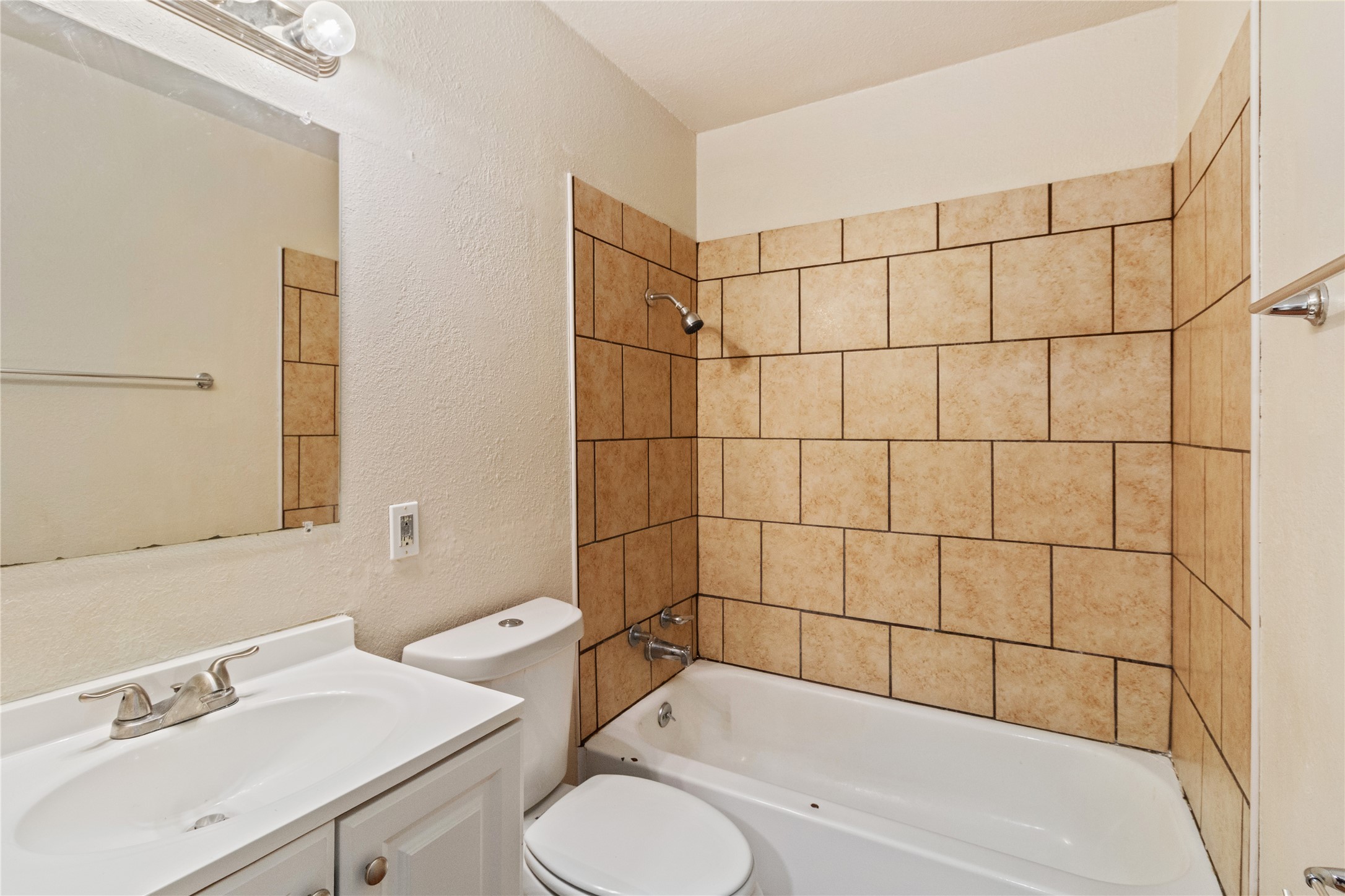 212 E 2nd Street Coleman TX 76834