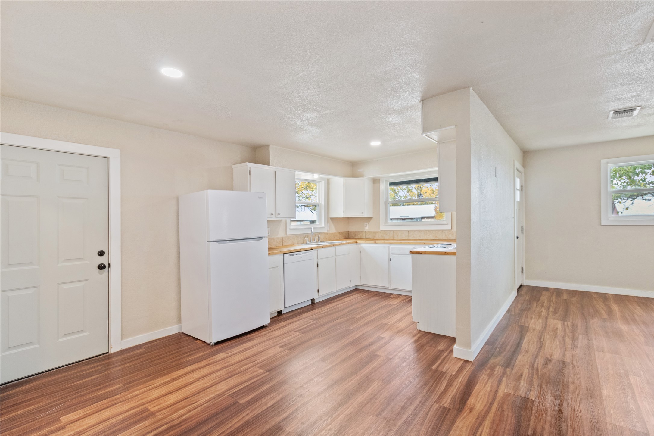 212 E 2nd Street Coleman TX 76834