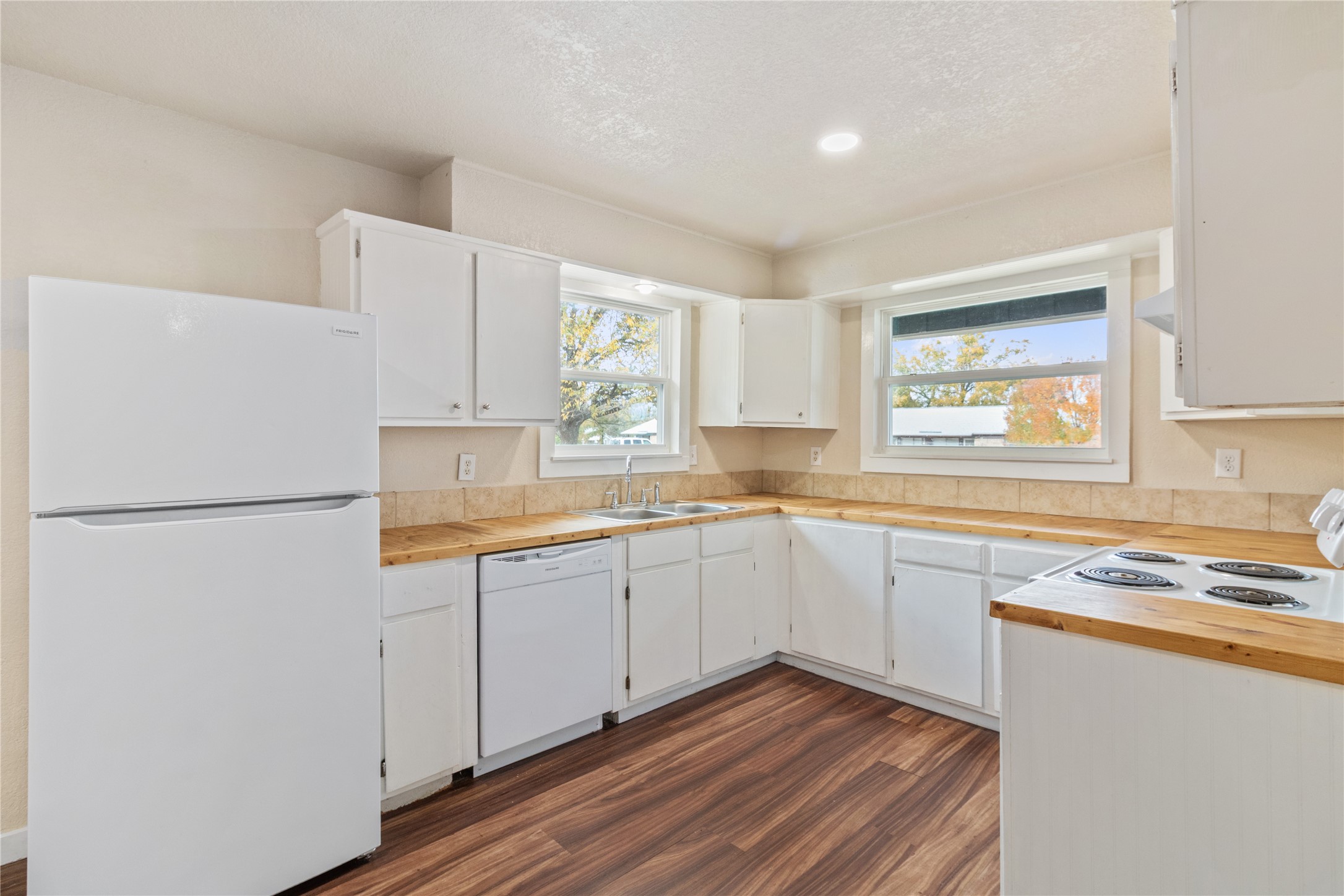 212 E 2nd Street Coleman TX 76834