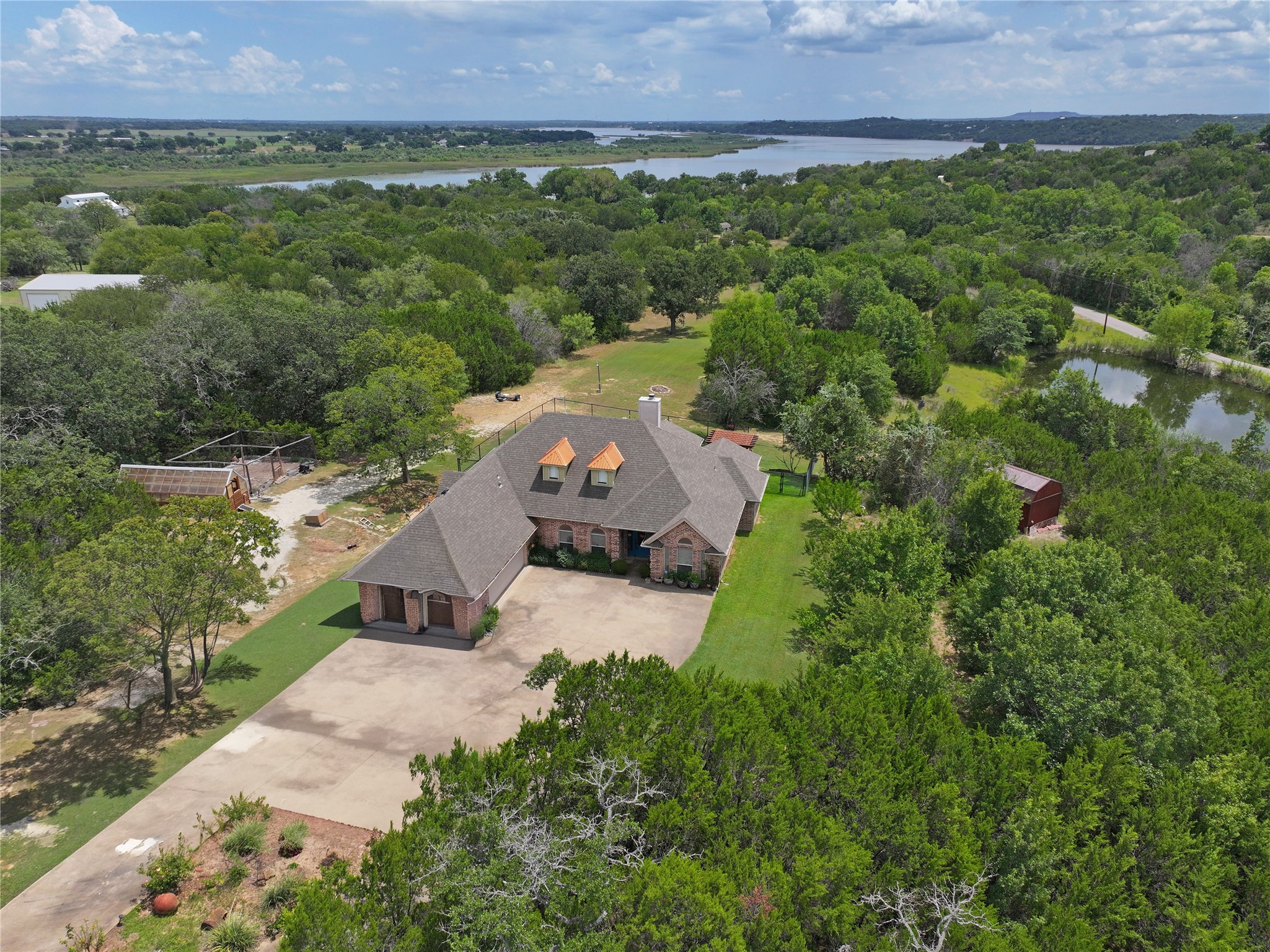 3121 Cliffview Court Granbury TX 76048
