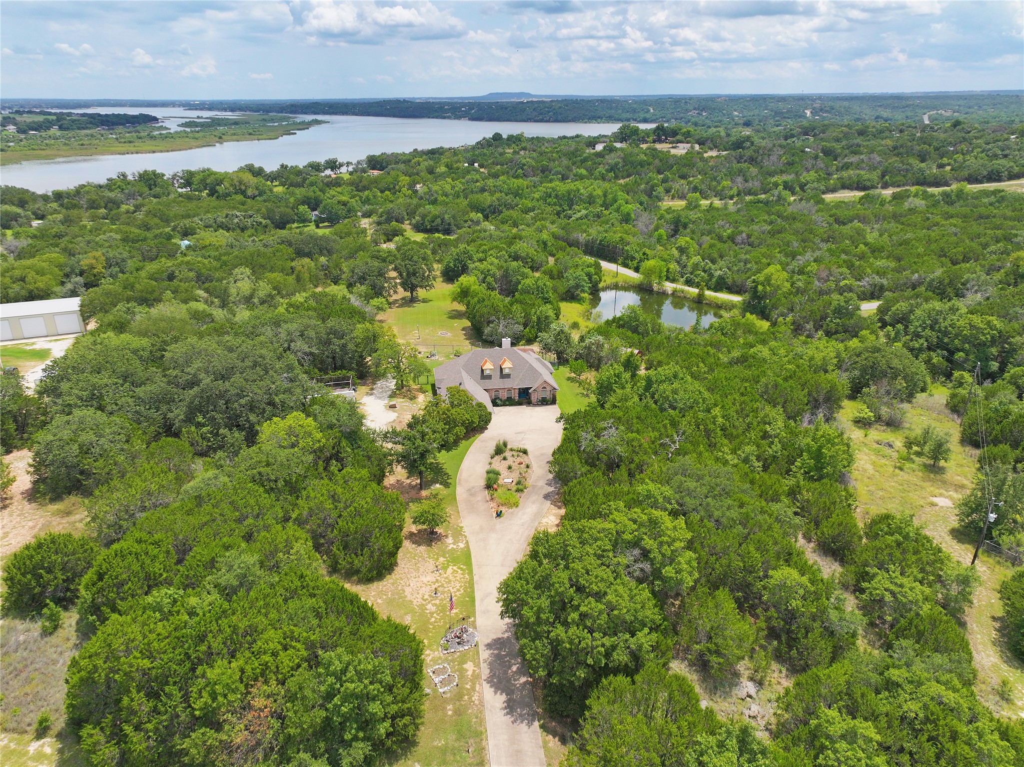 3121 Cliffview Court Granbury TX 76048