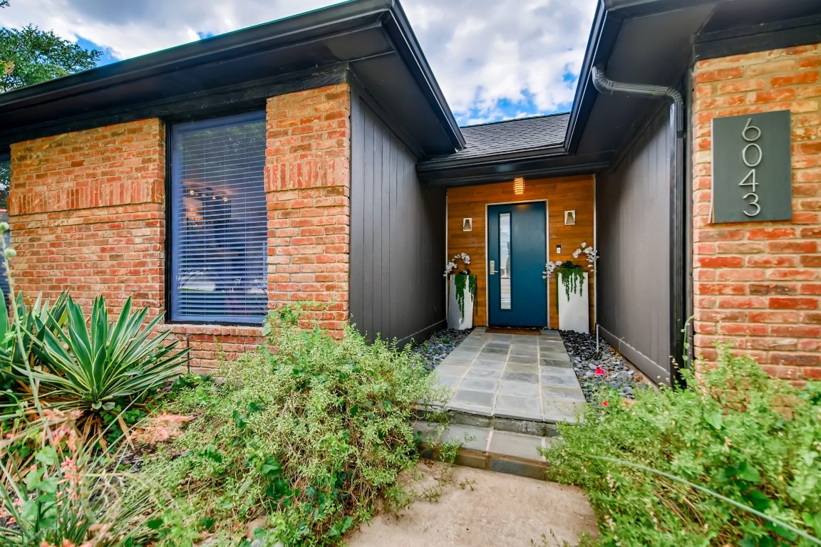 6043 Blue Mist Lane Dallas TX 75248