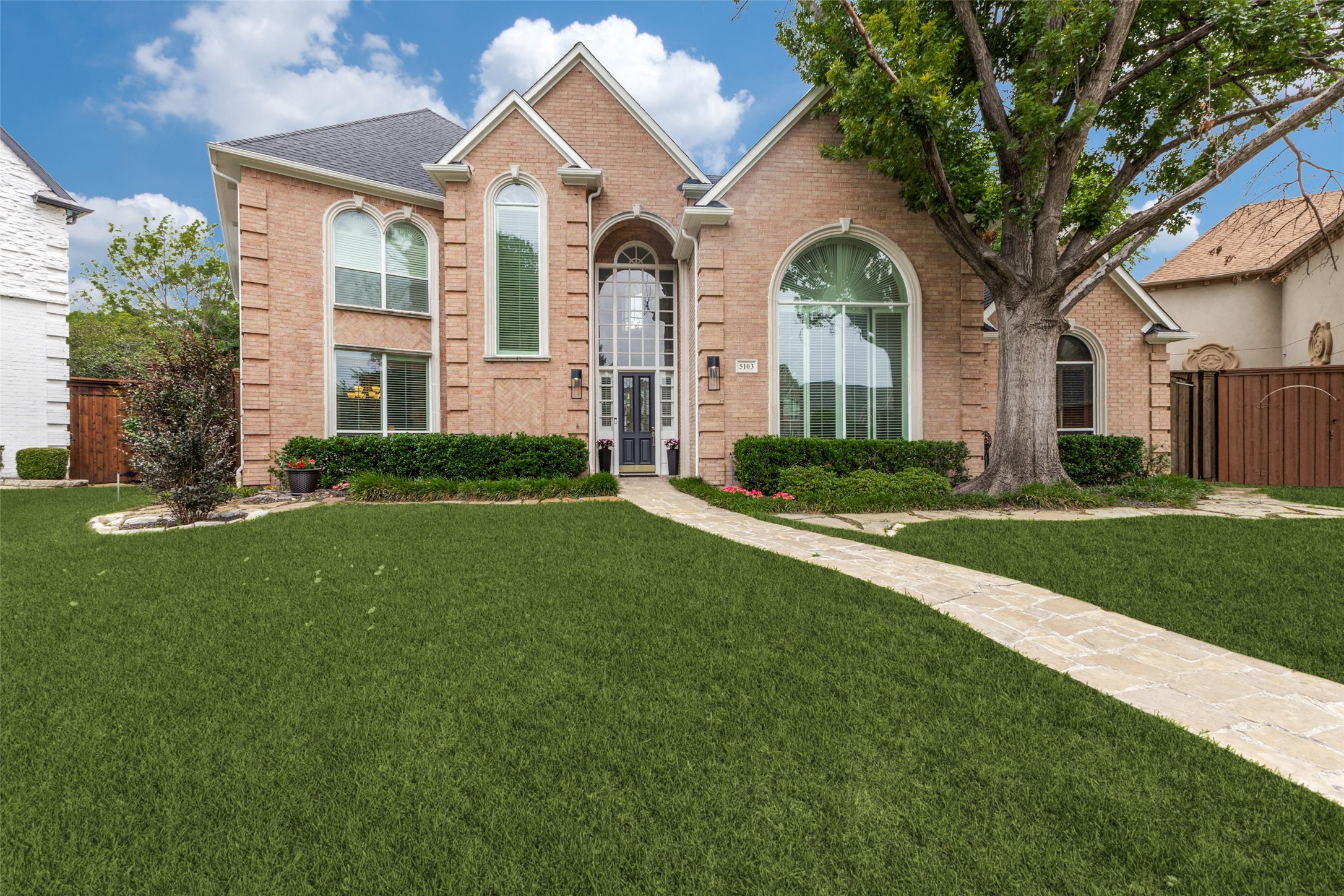 5103 Scarborough Lane Dallas TX 75287