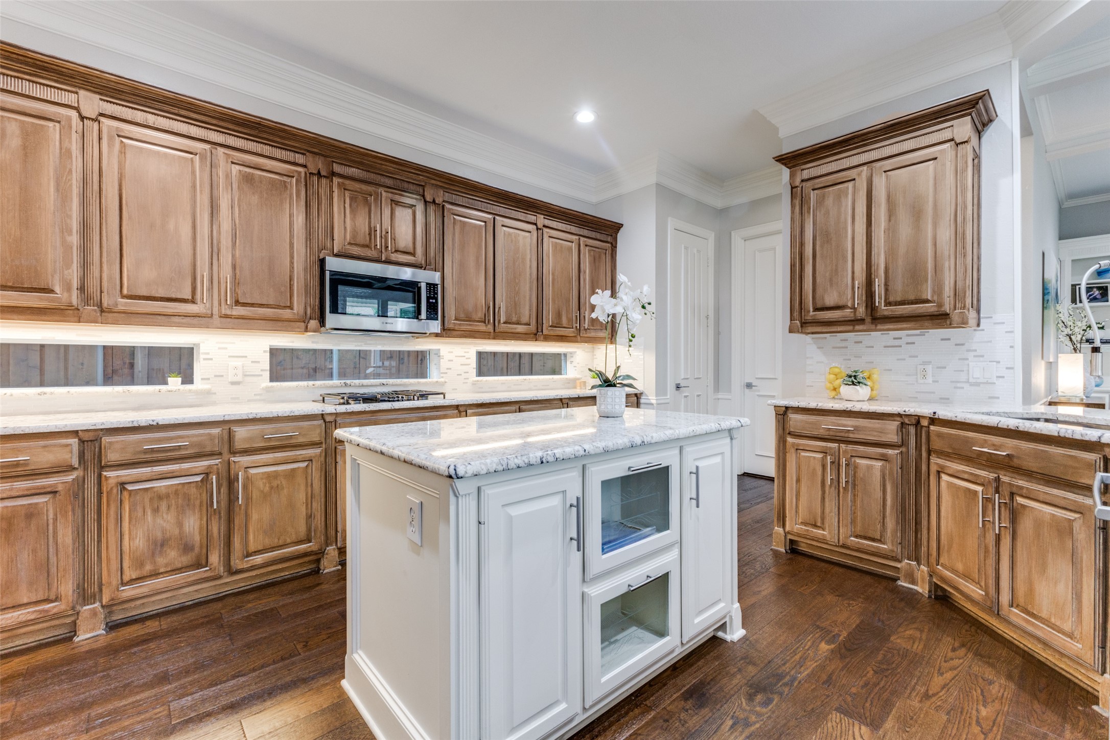 5103 Scarborough Lane Dallas TX 75287