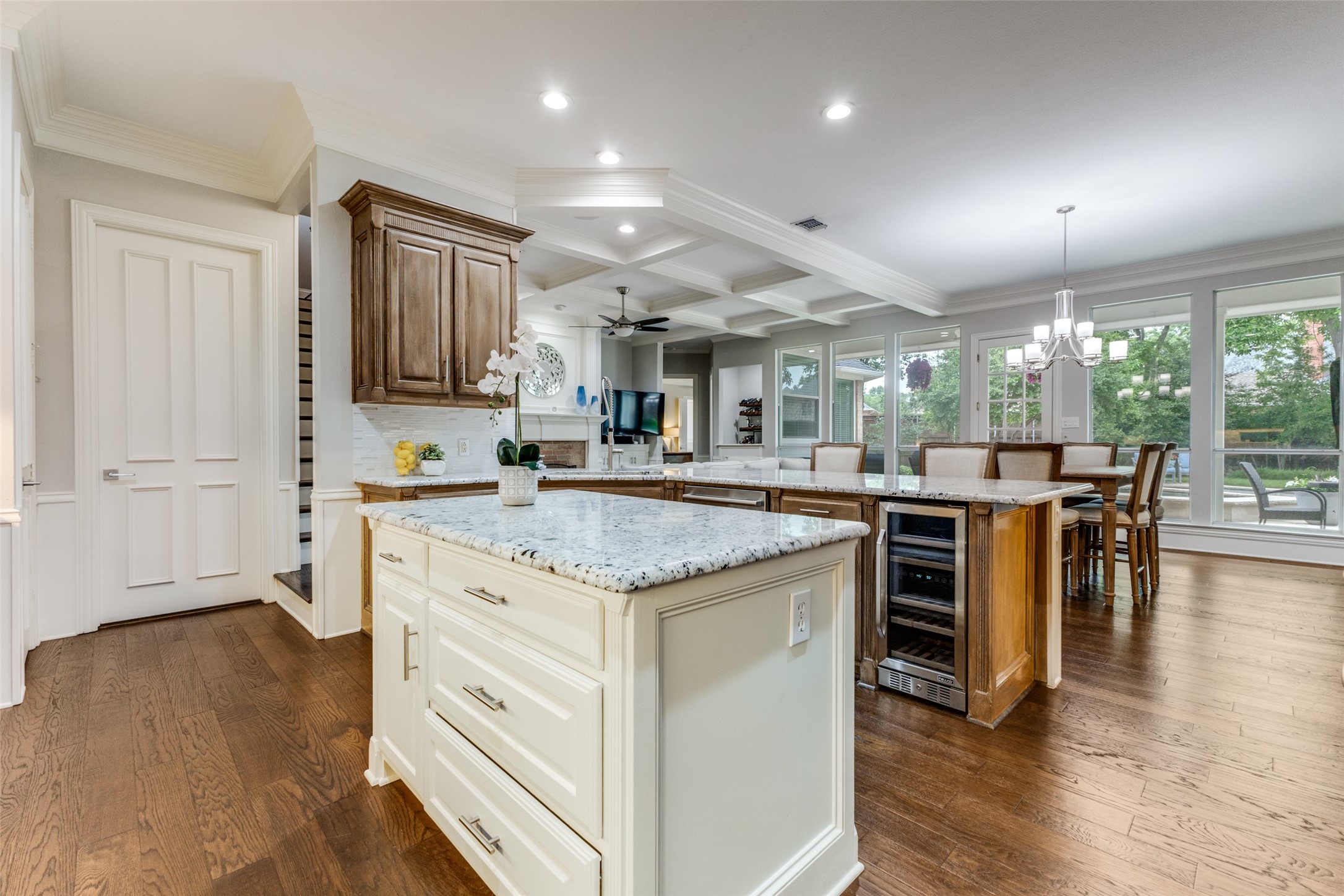 5103 Scarborough Lane Dallas TX 75287
