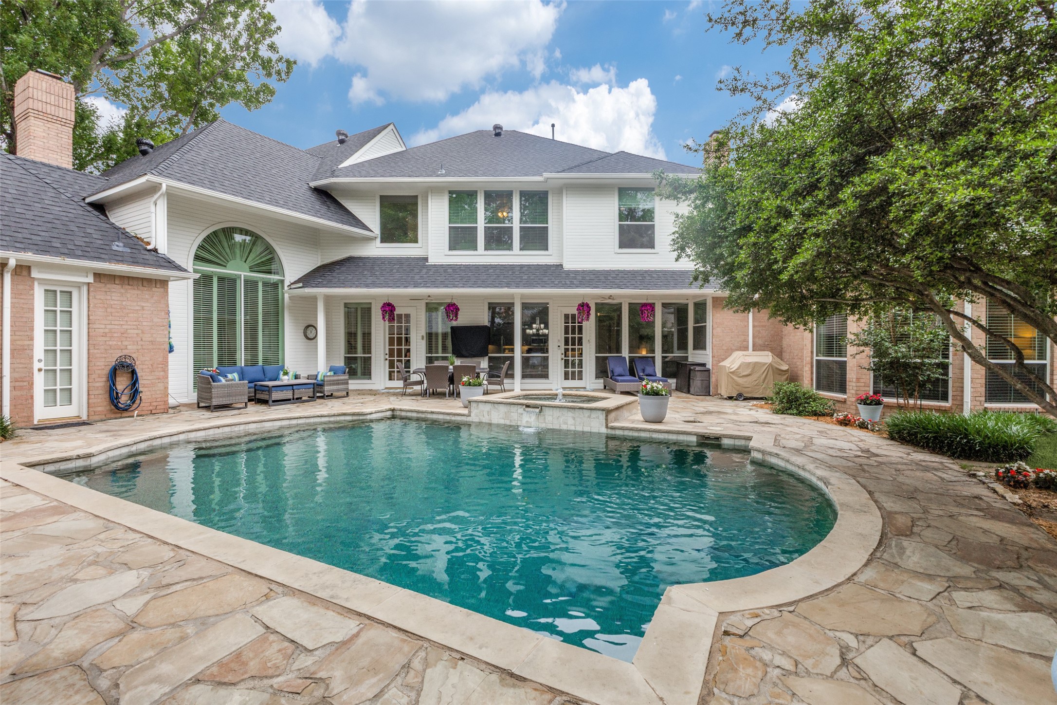 5103 Scarborough Lane Dallas TX 75287