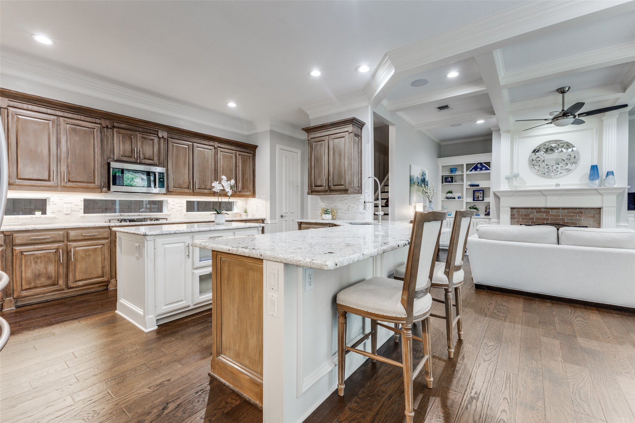 5103 Scarborough Lane Dallas TX 75287