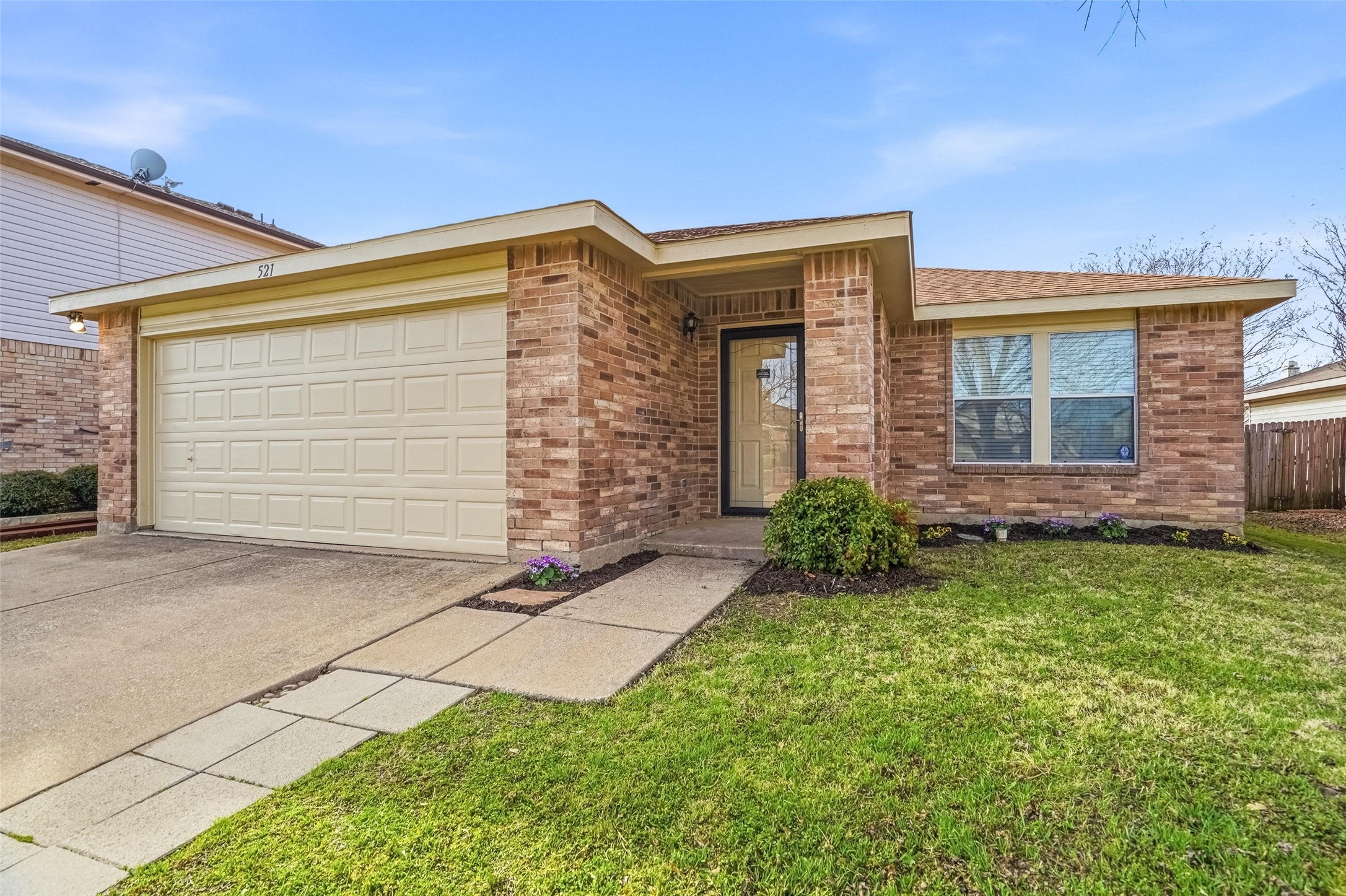 521 Oriel Circle Fort Worth TX 76036