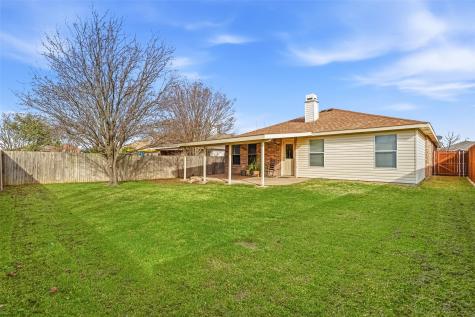 521 Oriel Circle Fort Worth TX 76036