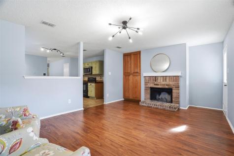521 Oriel Circle Fort Worth TX 76036