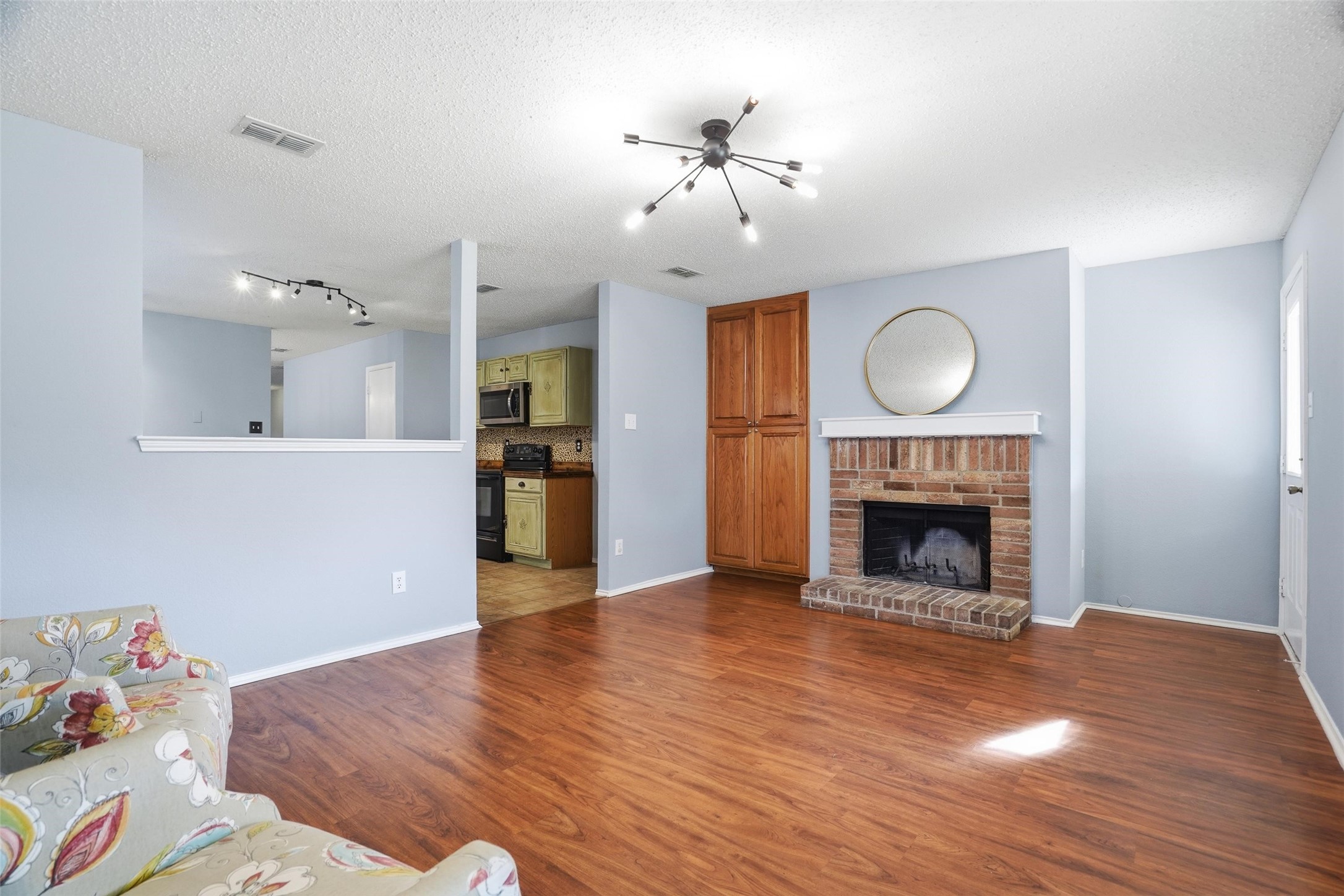 521 Oriel Circle Fort Worth TX 76036