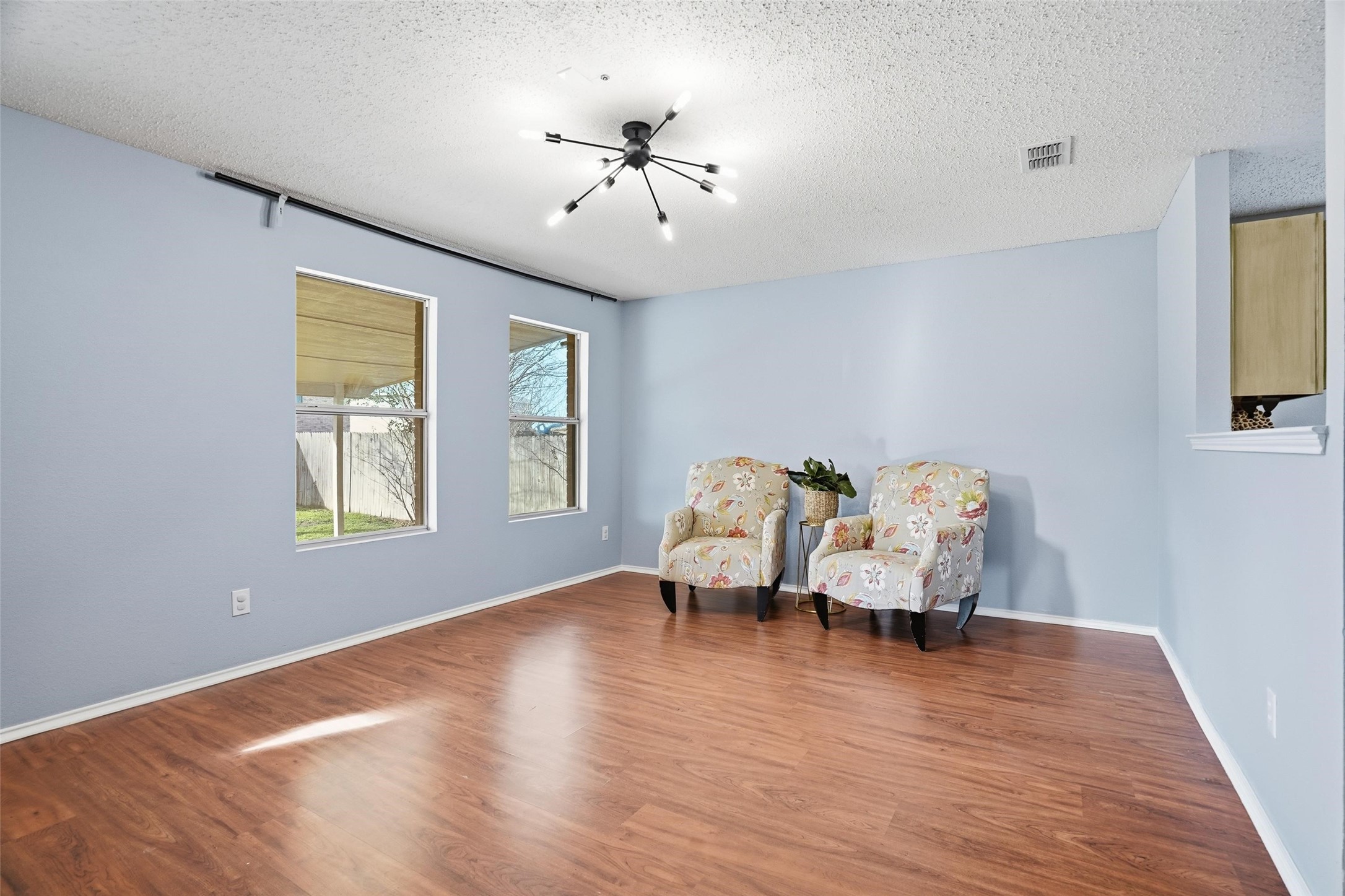 521 Oriel Circle Fort Worth TX 76036