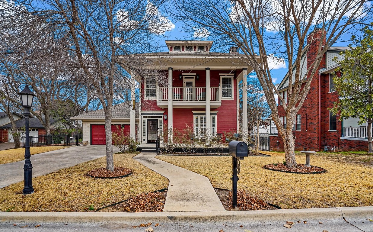 306 W Spring Street Weatherford TX 76086