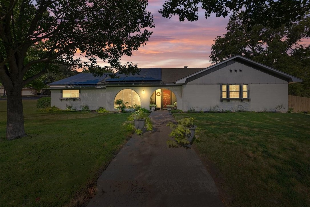 903 Woodland West Drive Woodway TX 76712