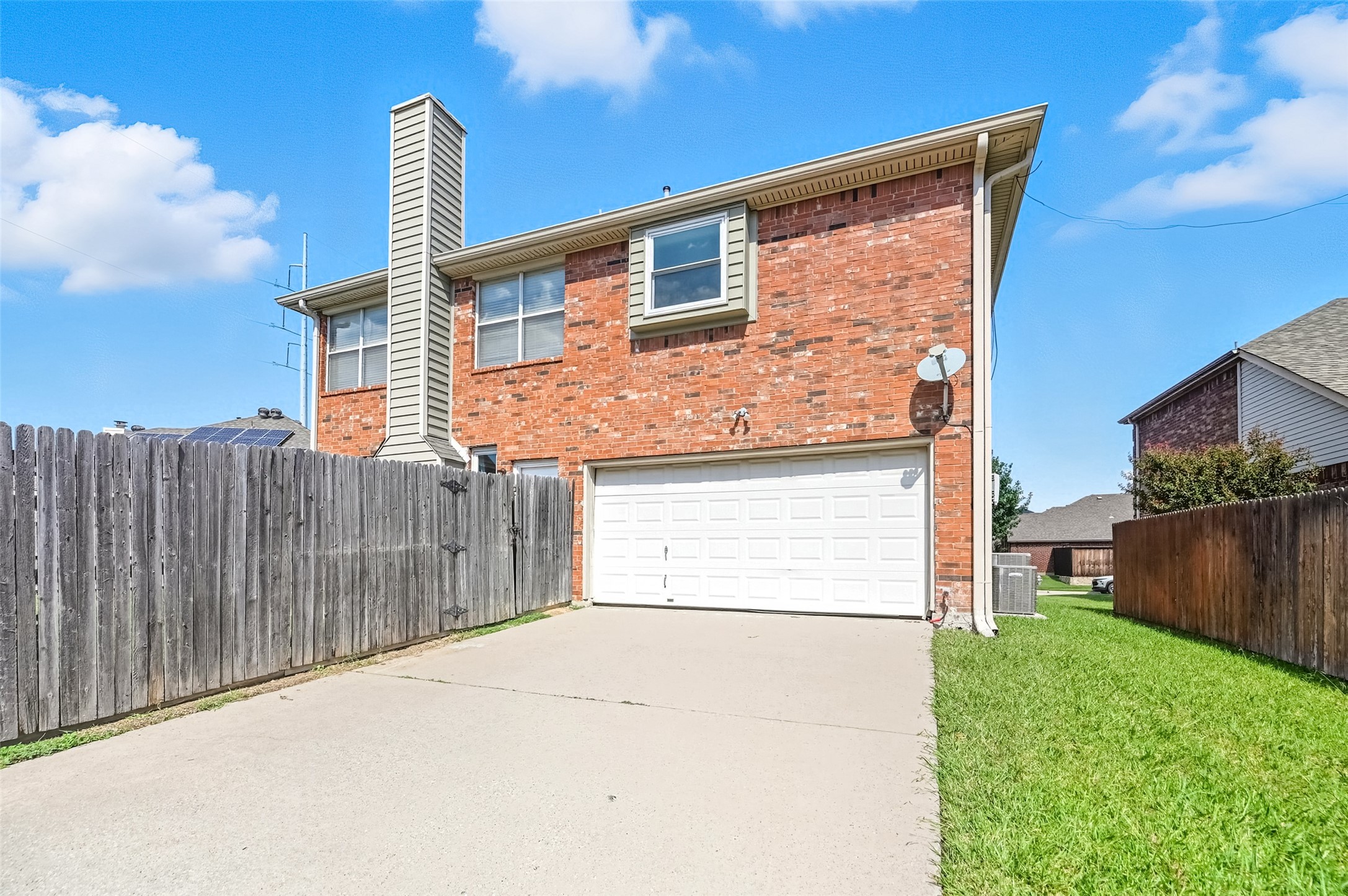 1432 Stone Canyon Way Lewisville TX 75067