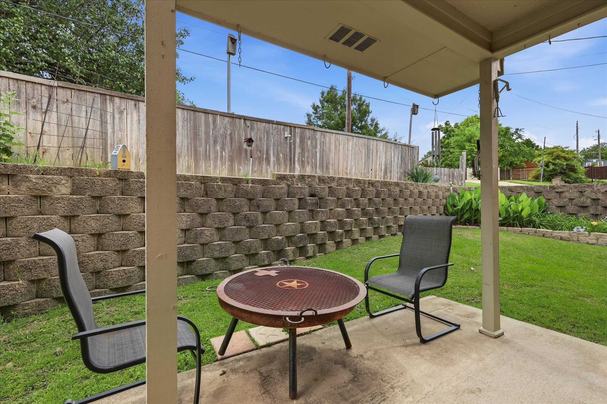 209 Arapaho W Sherman TX 75092