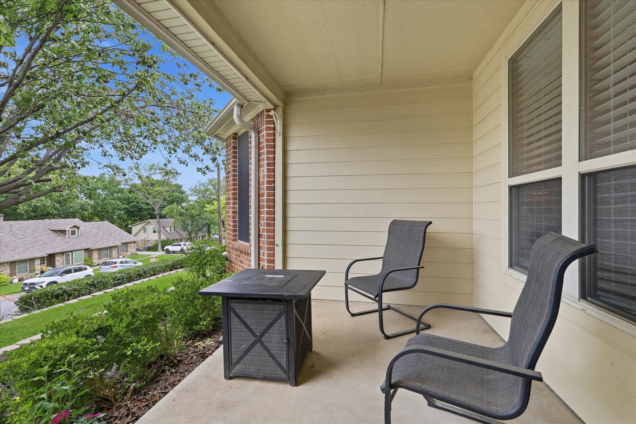 209 Arapaho W Sherman TX 75092