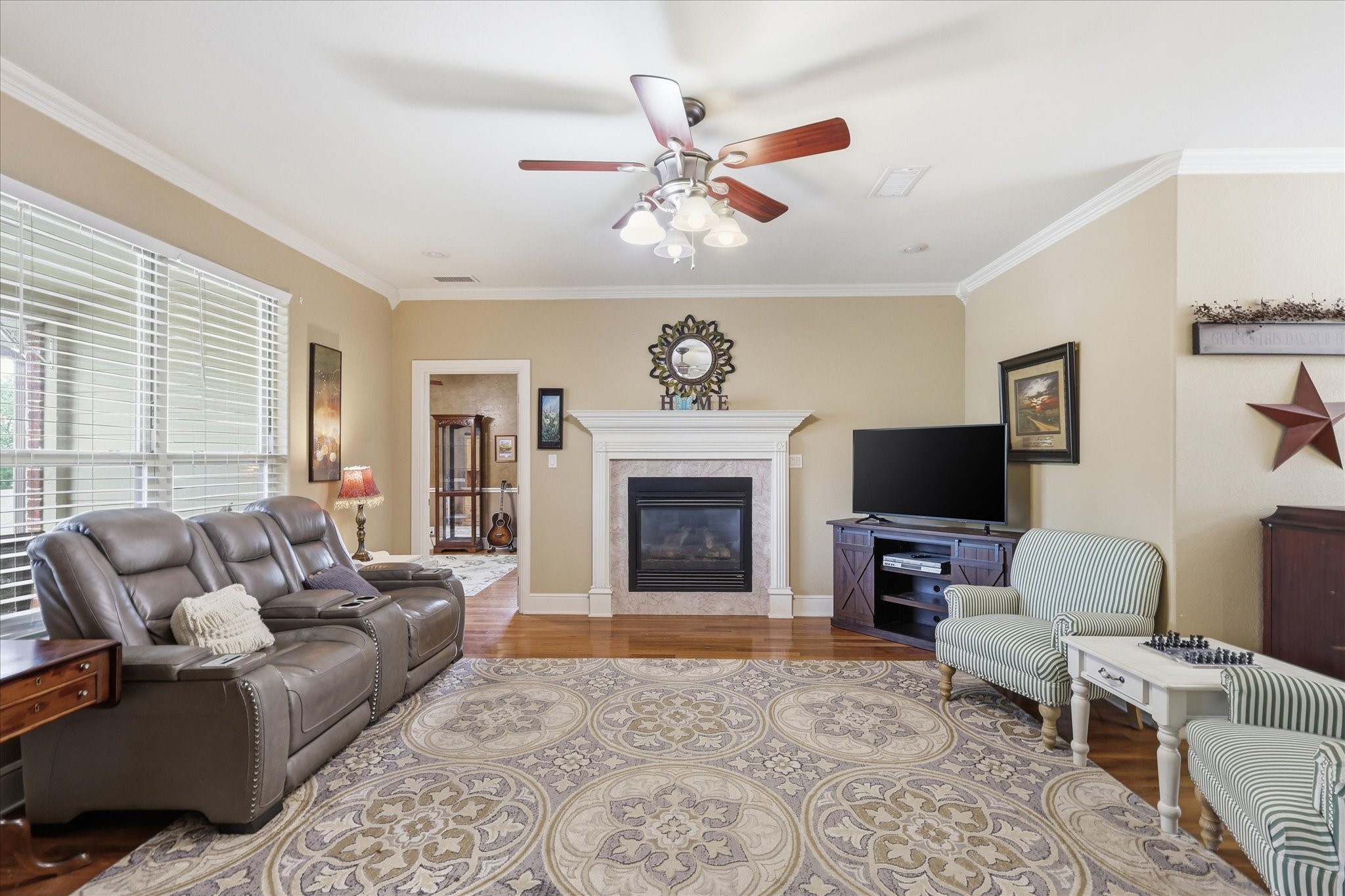 209 Arapaho W Sherman TX 75092