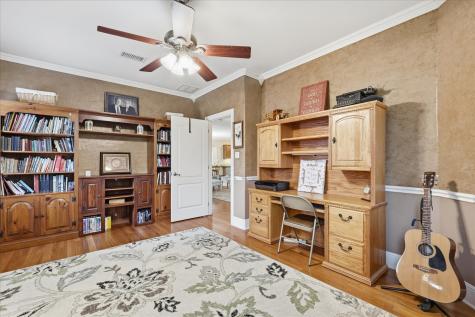 209 Arapaho W Sherman TX 75092