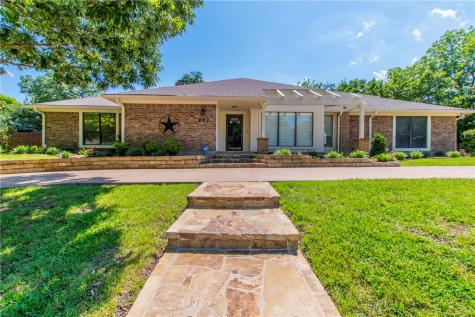 902 Woodland West Drive Woodway TX 76712